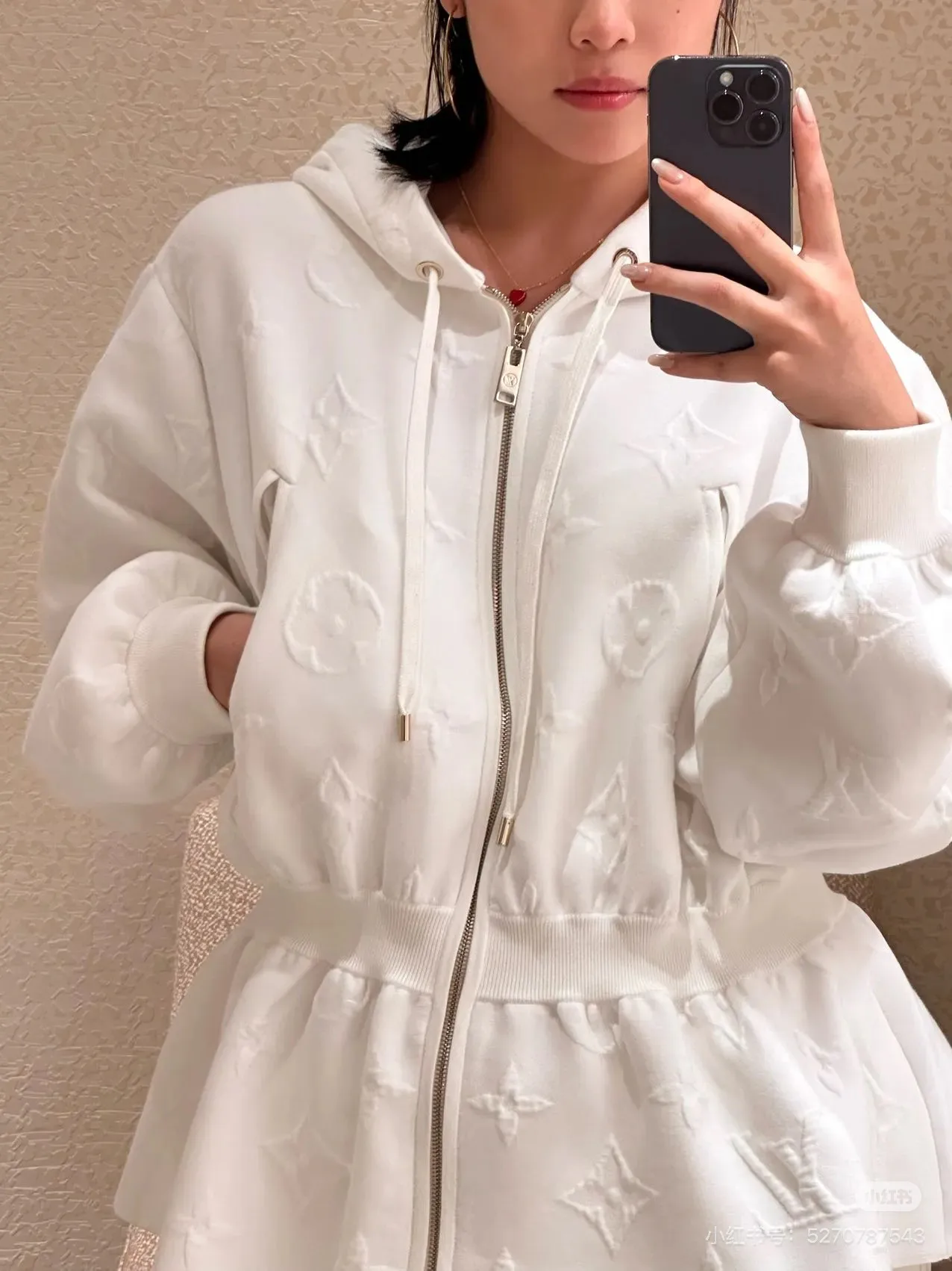 Куртки И Пуховики Женские Louis Vuitton 352511