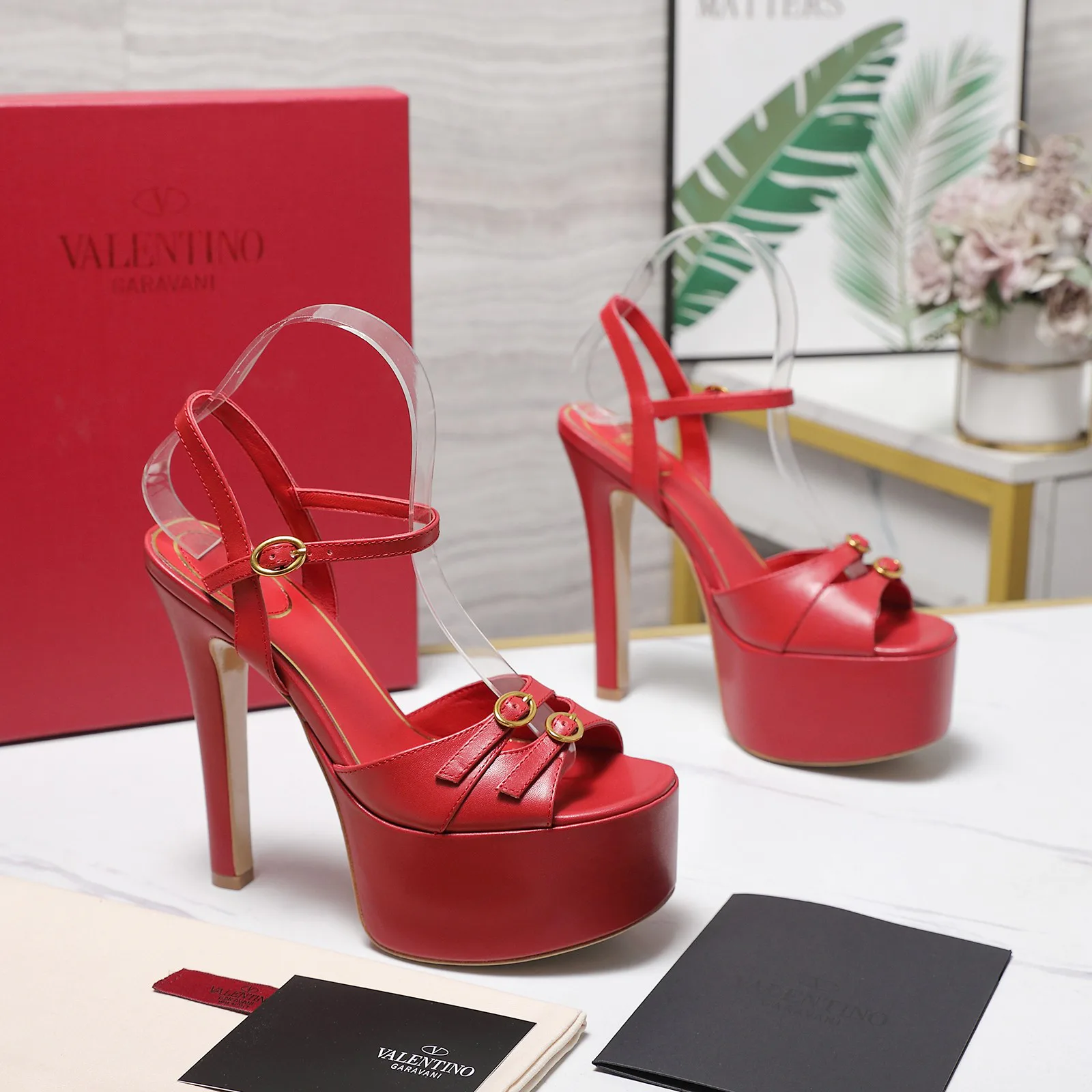 Босоножки Женские Valentino 13542420