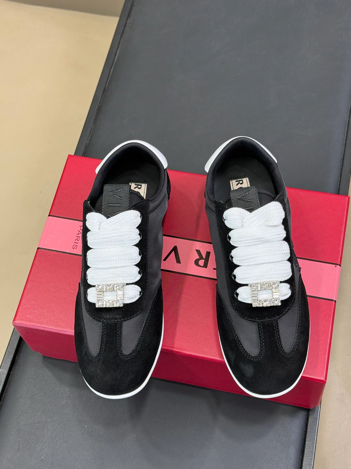 Кроссовки Женские Hermes 678482