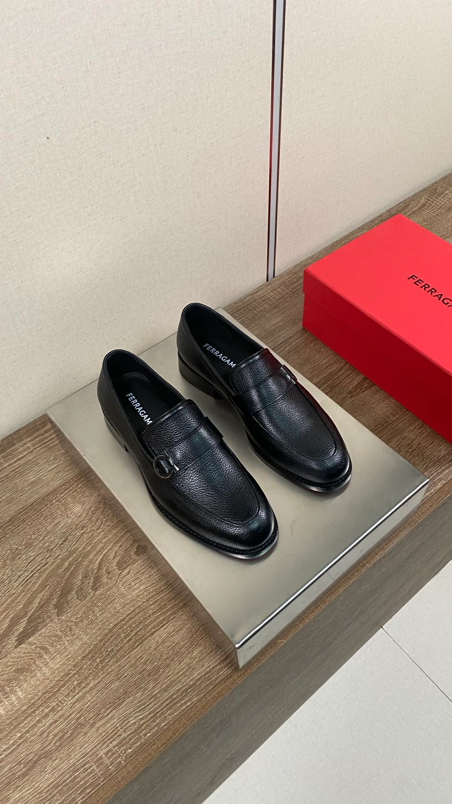 Лоферы И Туфли Мужские Salvatore Ferragamo 19656166