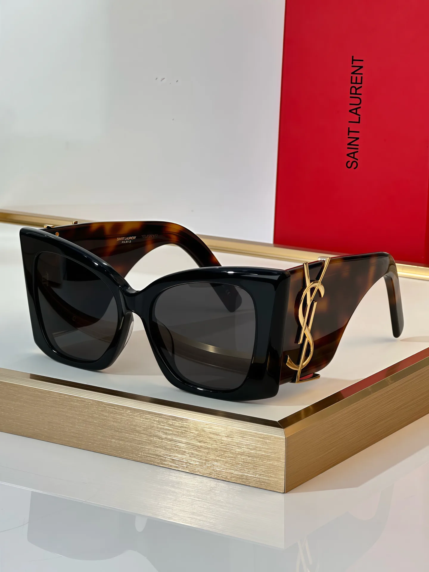 Очки Saint Laurent 261718