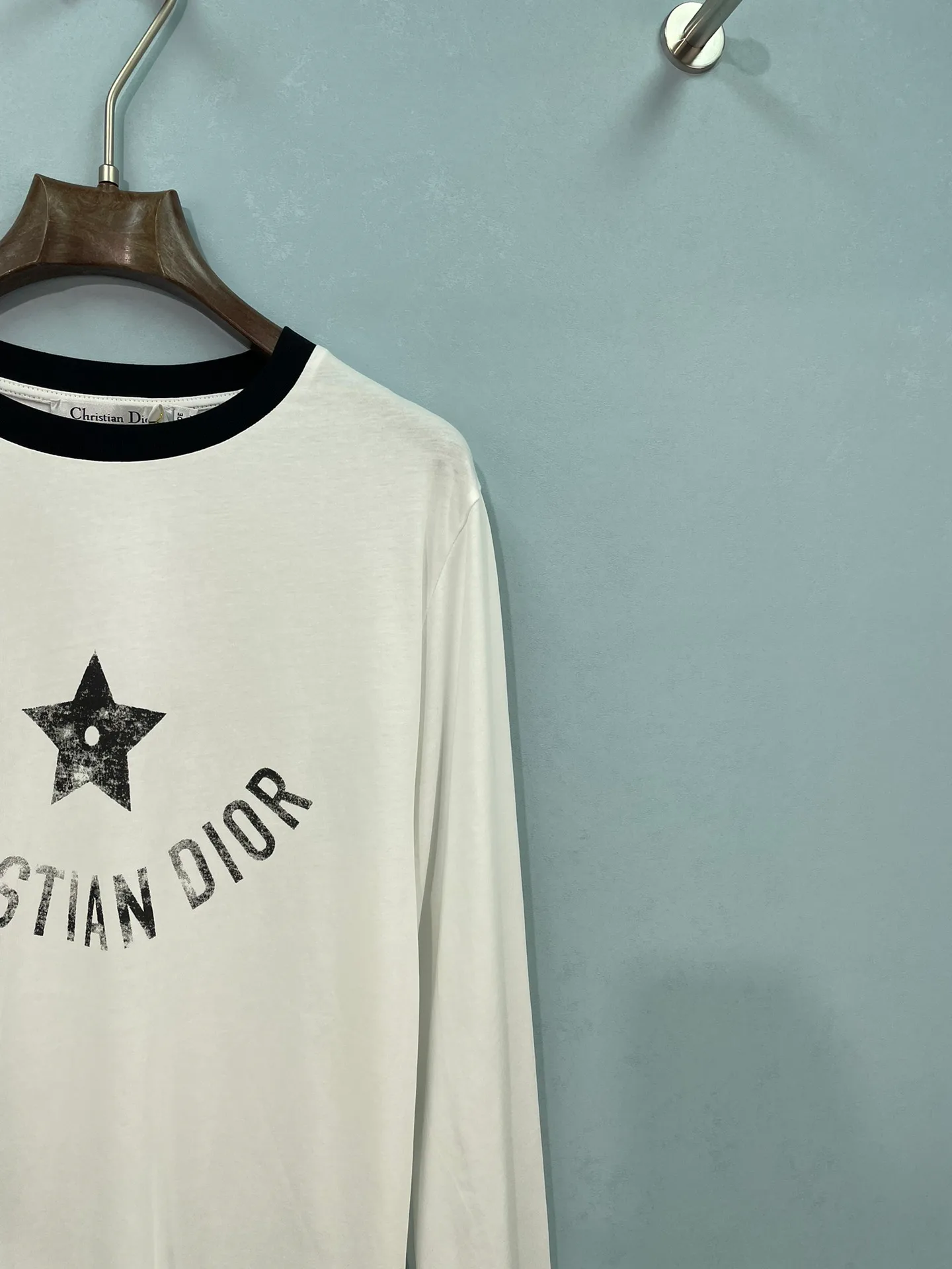Футболки Женские Christian Dior 17302541