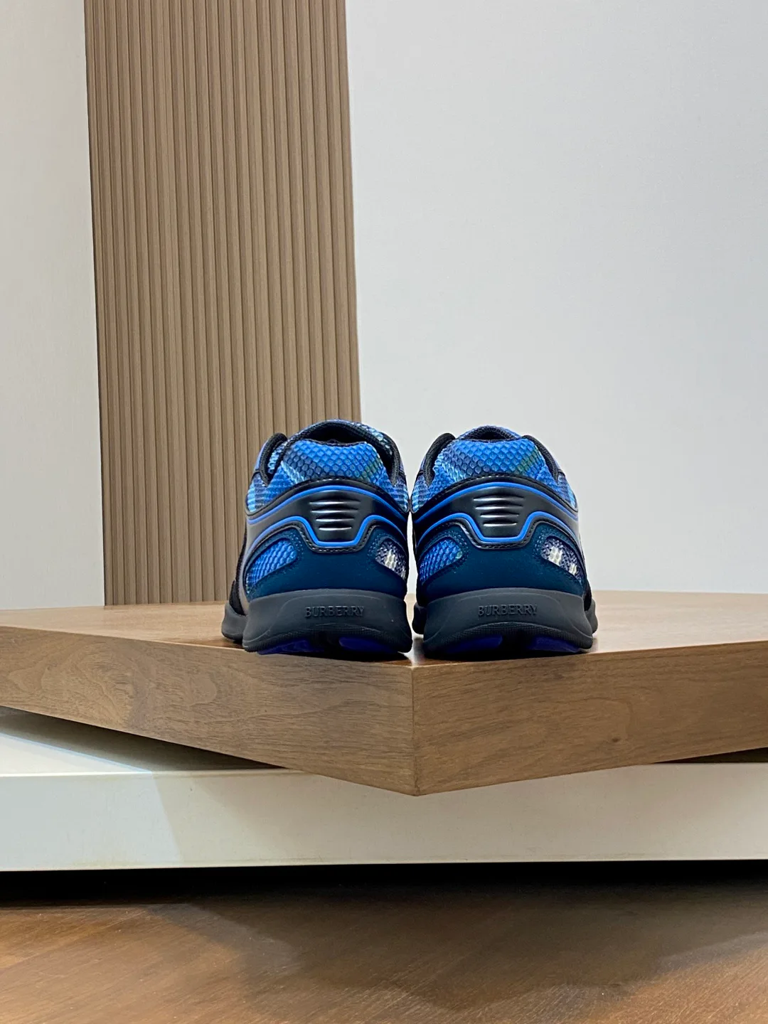 Кроссовки Мужские Burberry 1319087