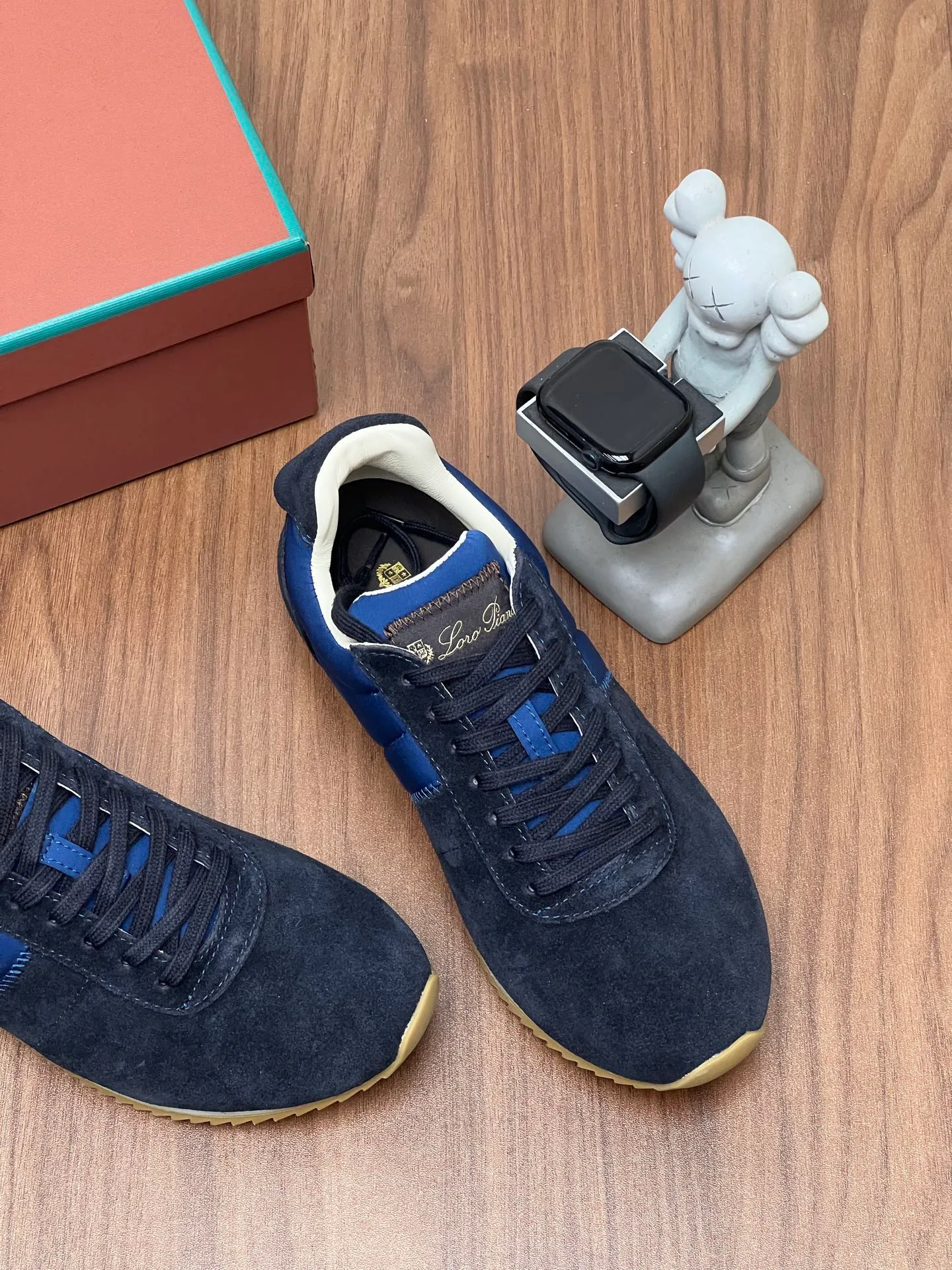 Кроссовки Женские Loro Piana 17787094