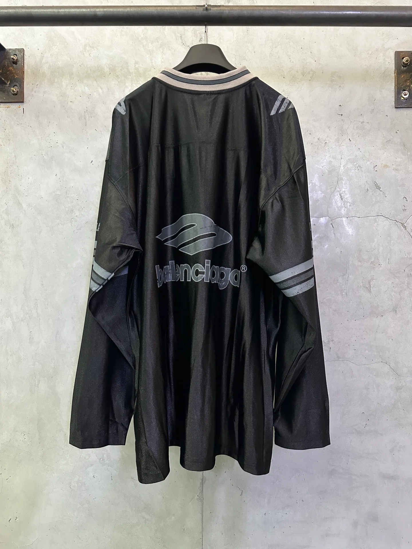 Лонгсливы Мужские Balenciaga 10028069