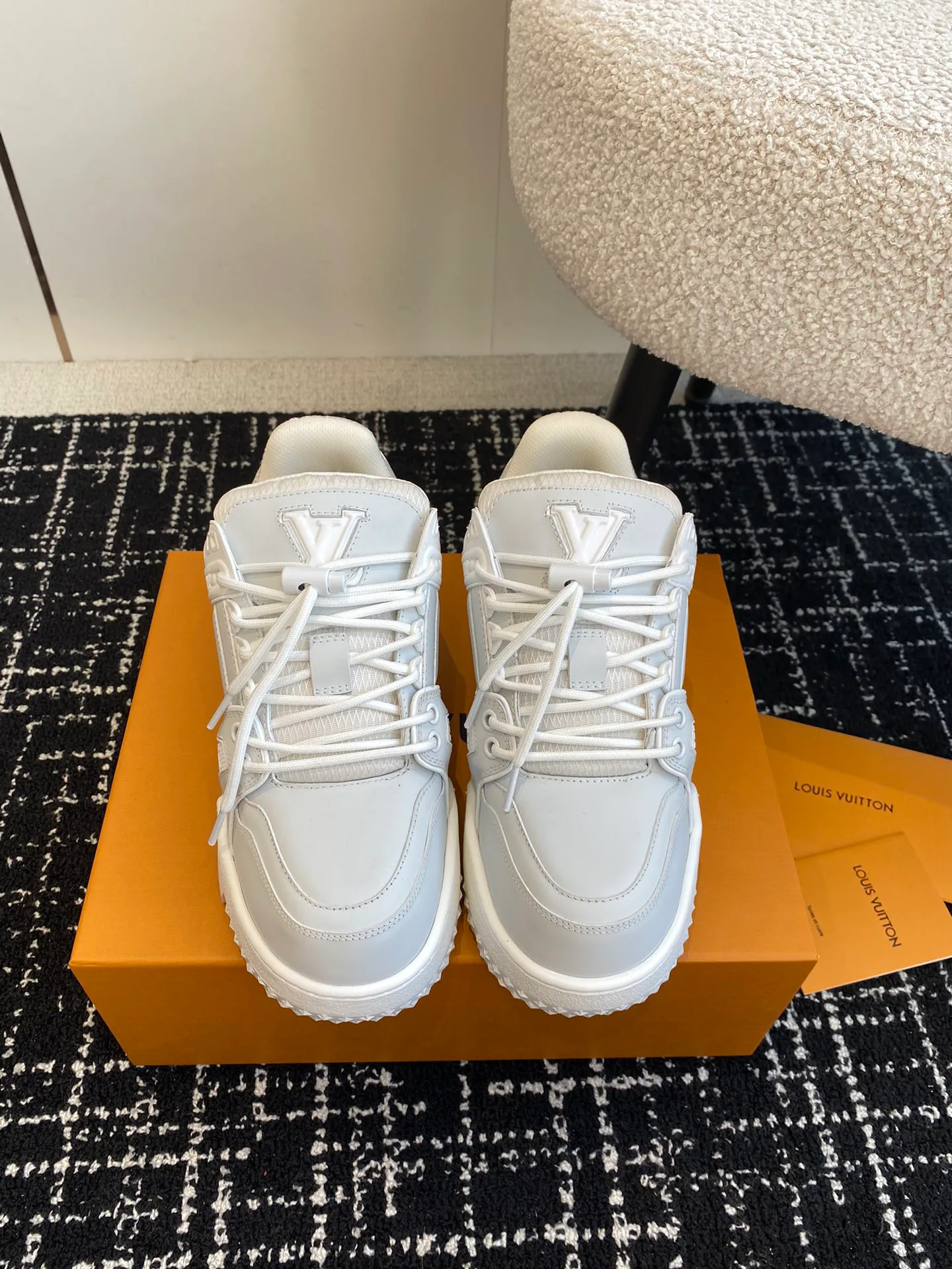 Кроссовки Женские Louis Vuitton