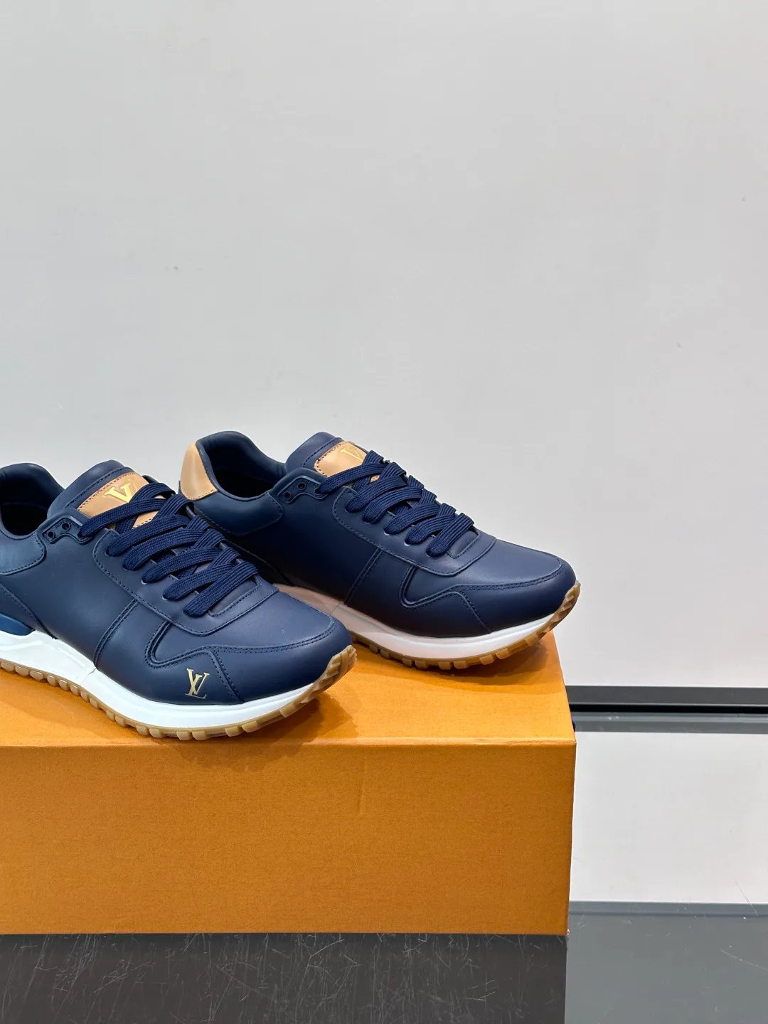 Кроссовки Мужские Louis Vuitton 520601