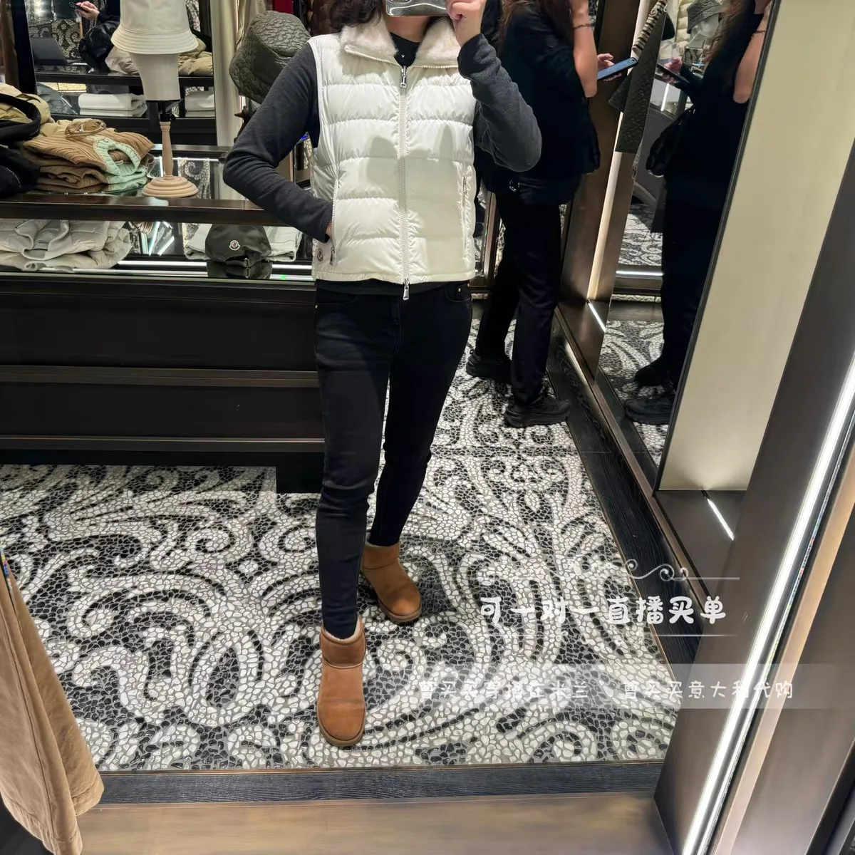 Куртки И Пуховики Женские Moncler 18711125