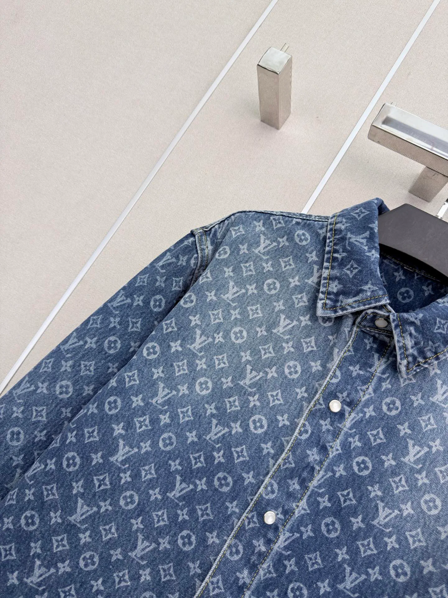 Рубашки Женские Louis Vuitton 18877915