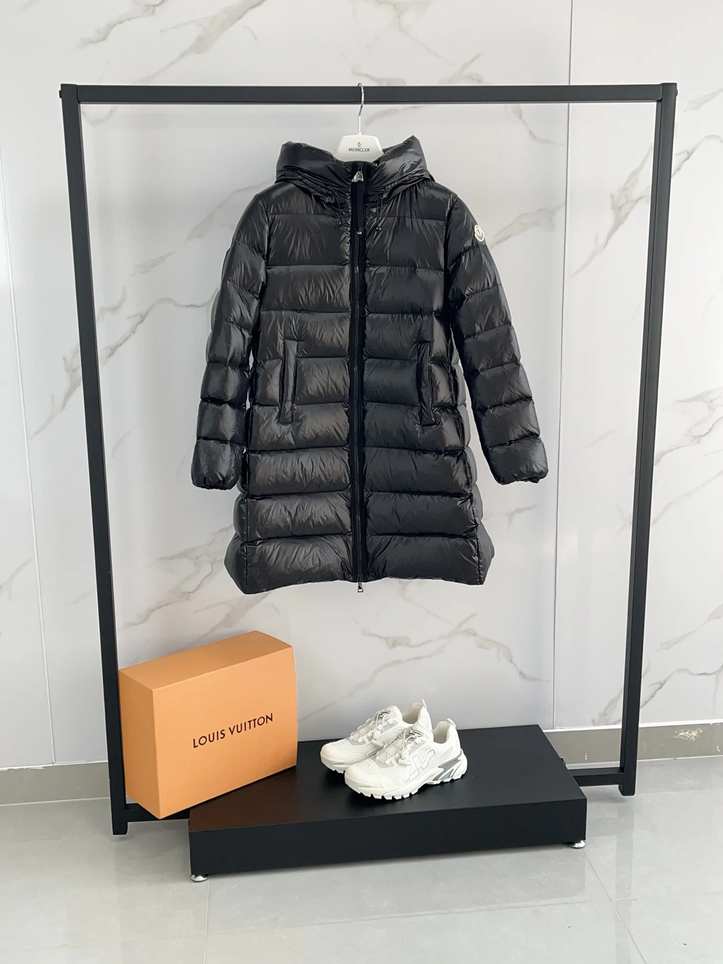 Куртки И Пуховики Женские Moncler 18722872