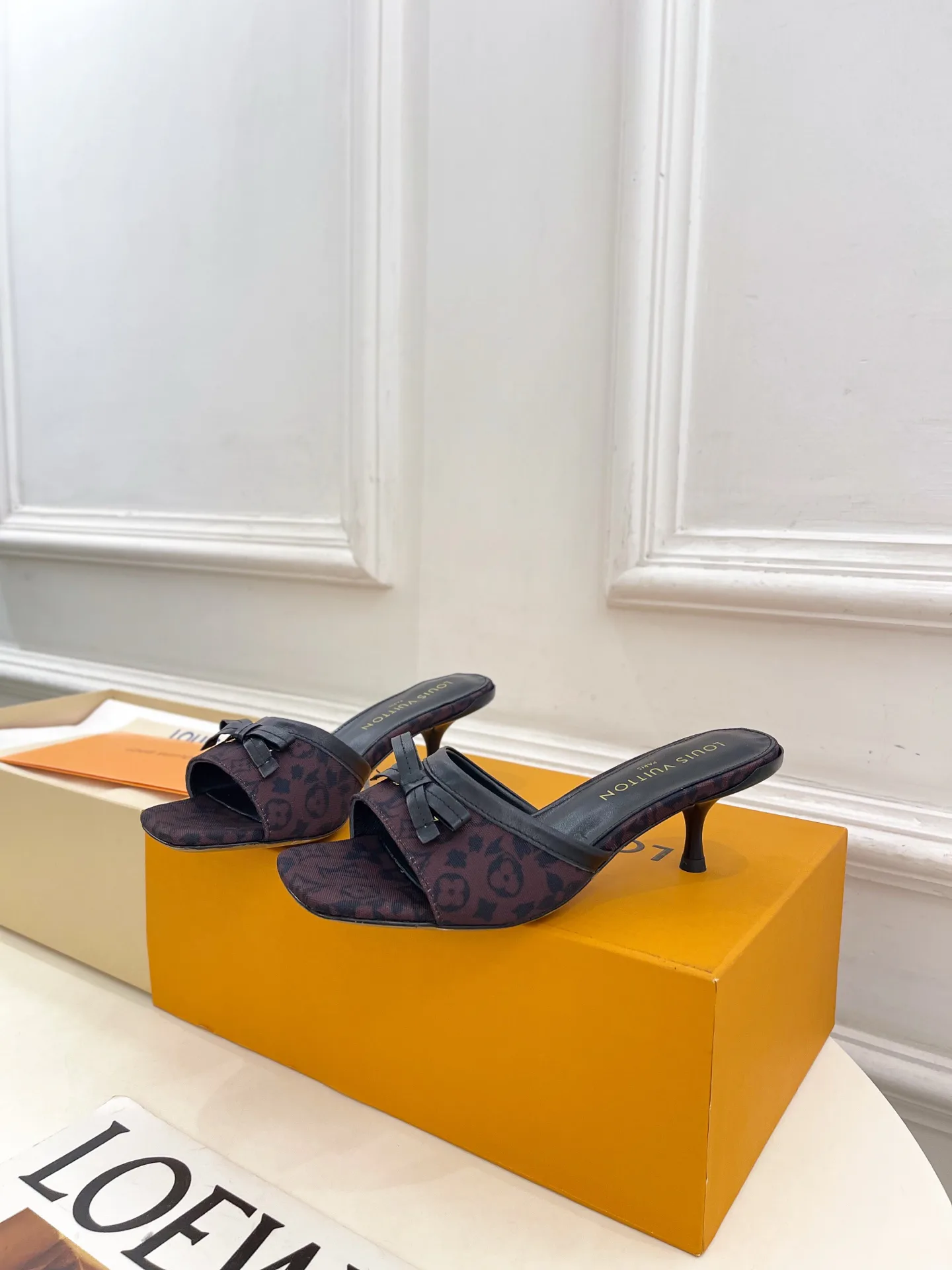 Туфли Женские Louis Vuitton 11840538