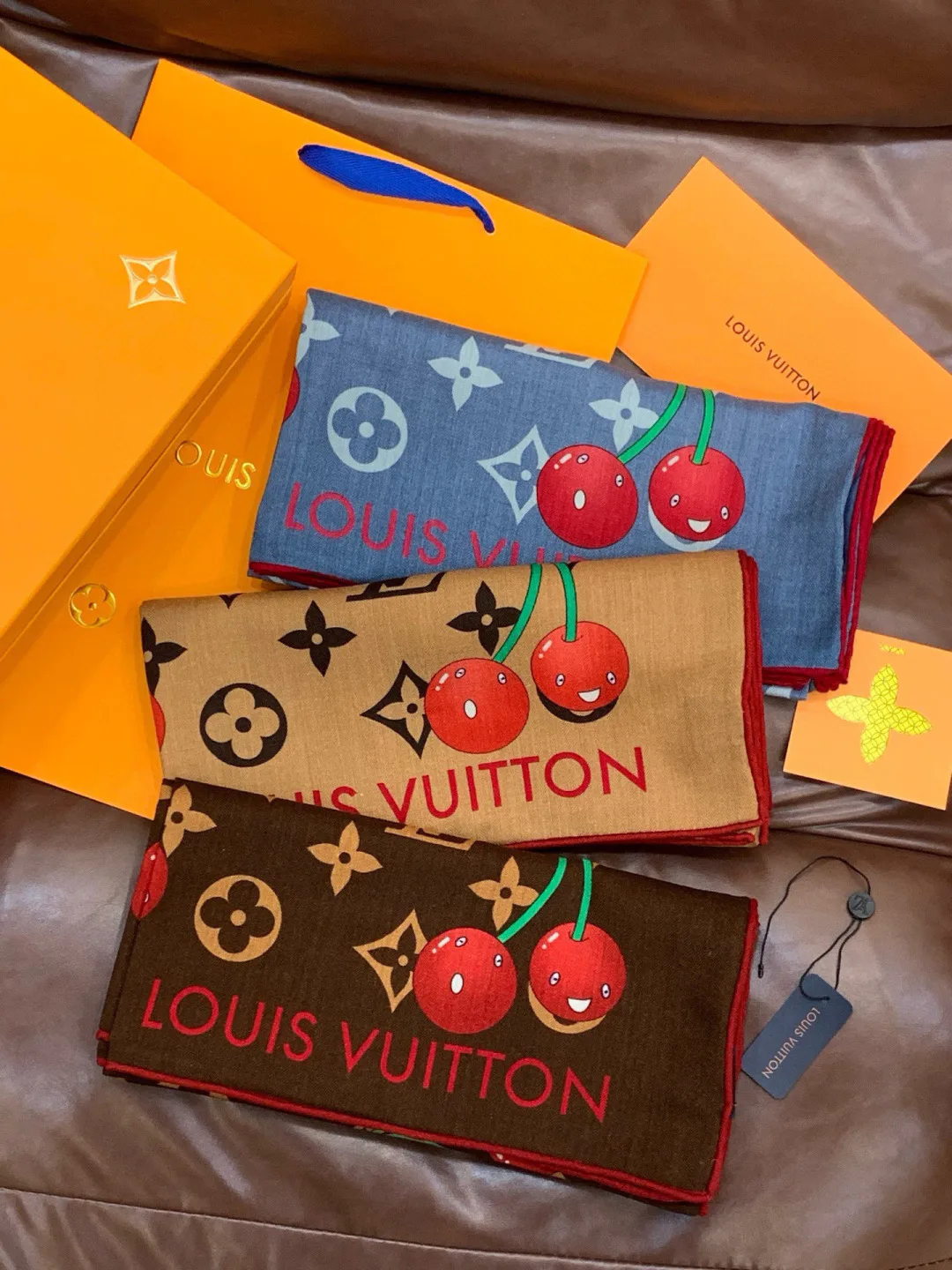 Шарфы Louis Vuitton 895205