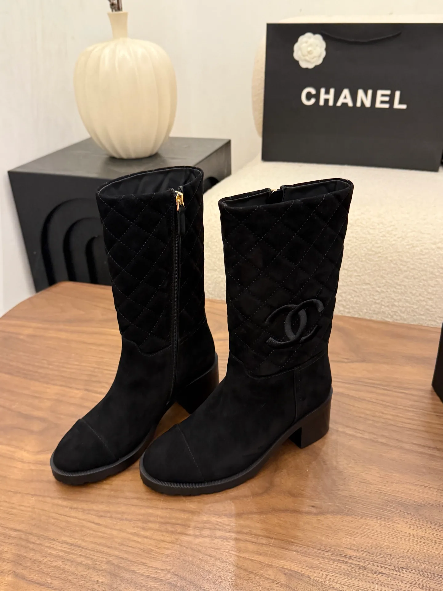 Сапоги Женские Chanel 19050163