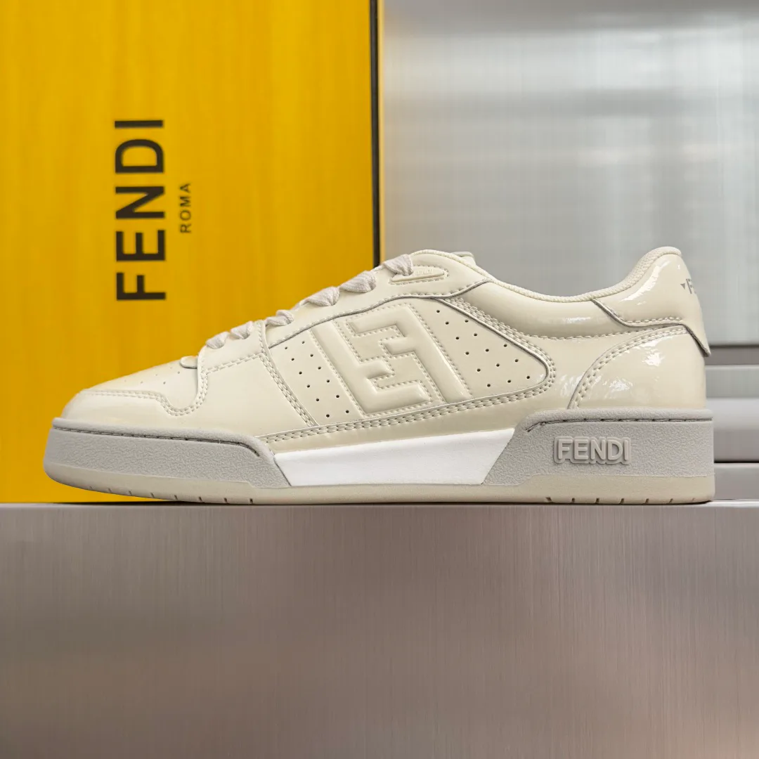 Кроссовки Женские Fendi 17729638
