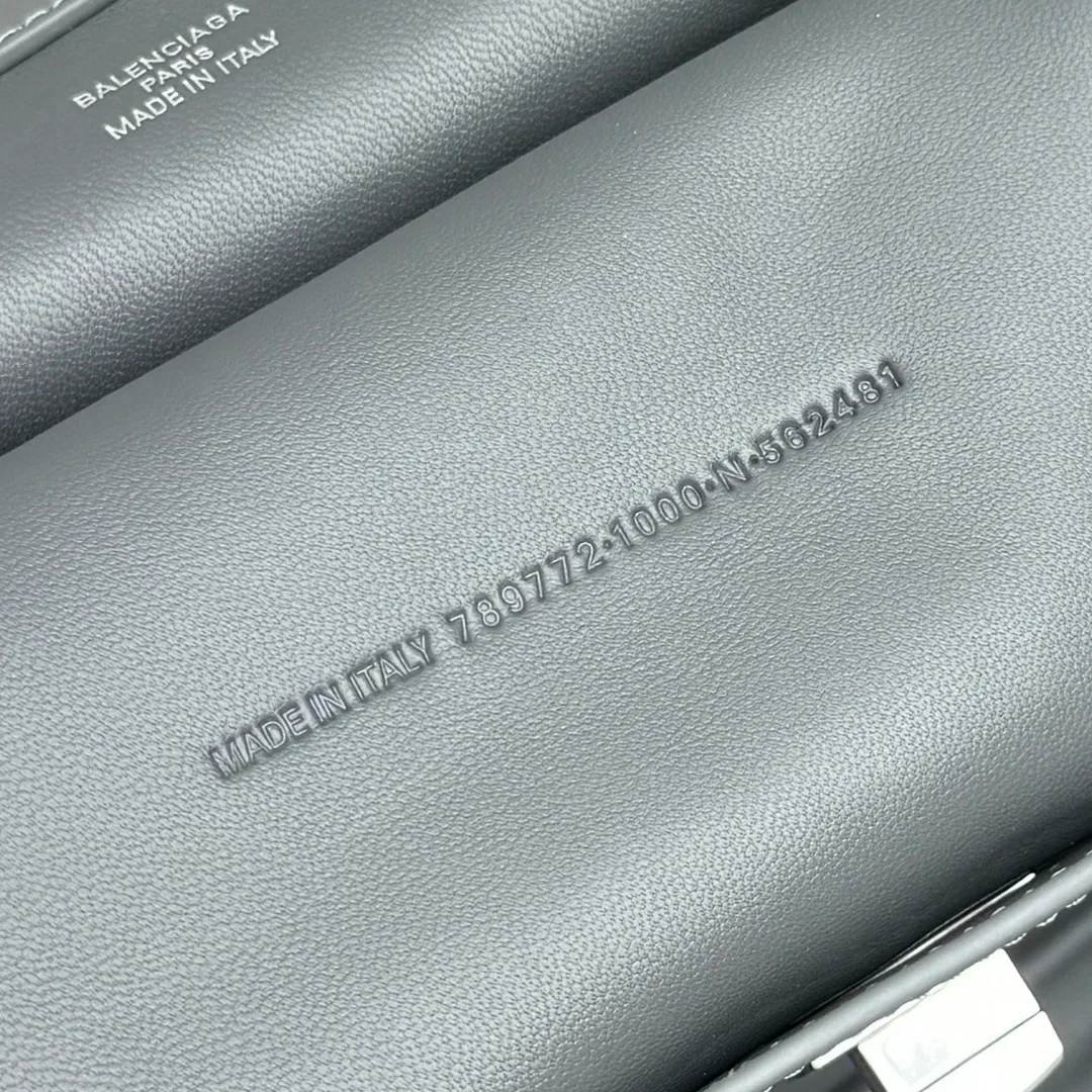 Классические Сумки Женские Balenciaga 11524776
