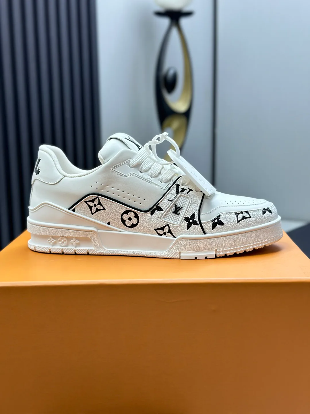 Кроссовки Женские Louis Vuitton 153029