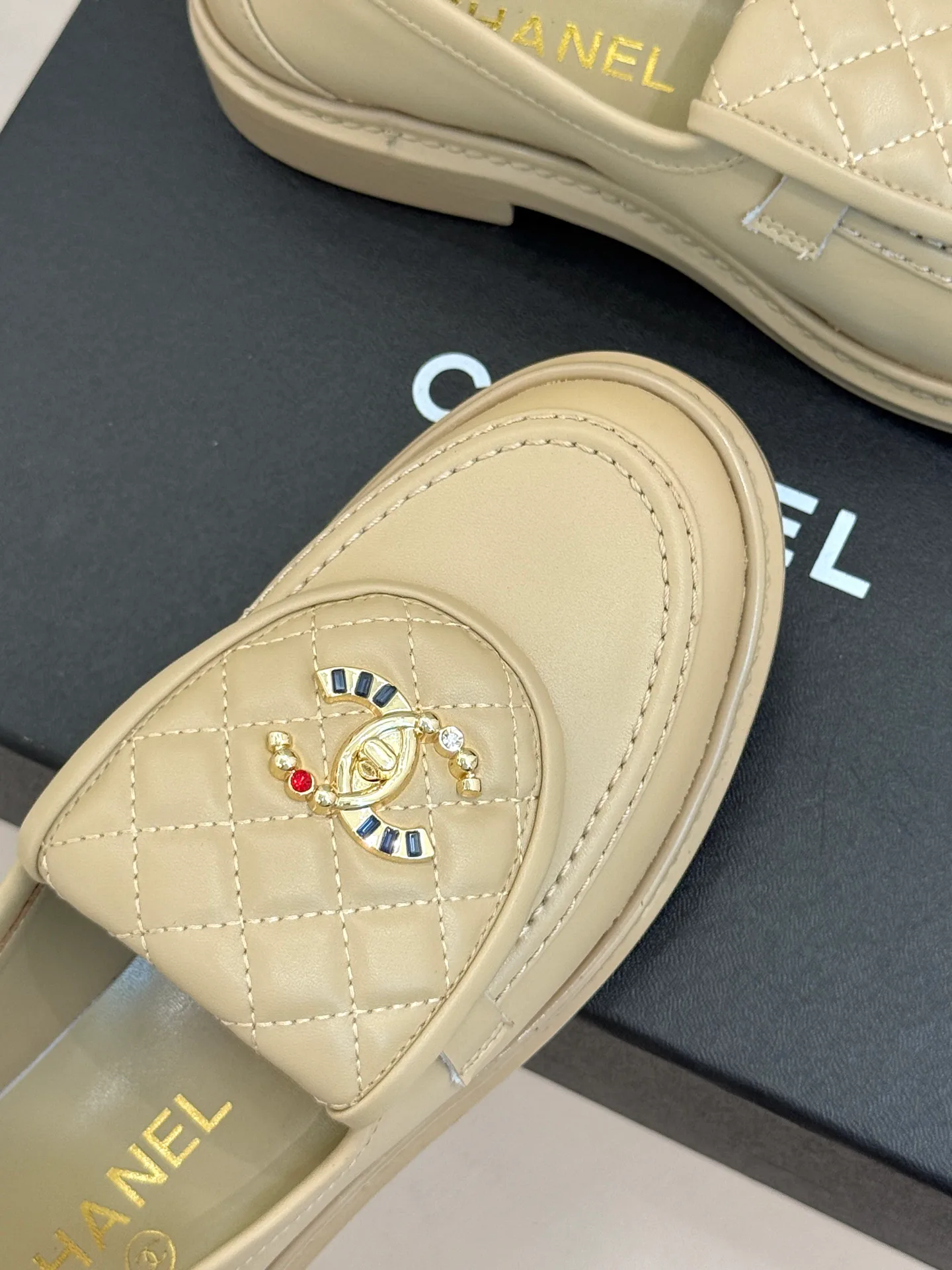Лоферы И Мокасины Женские Chanel 17336064