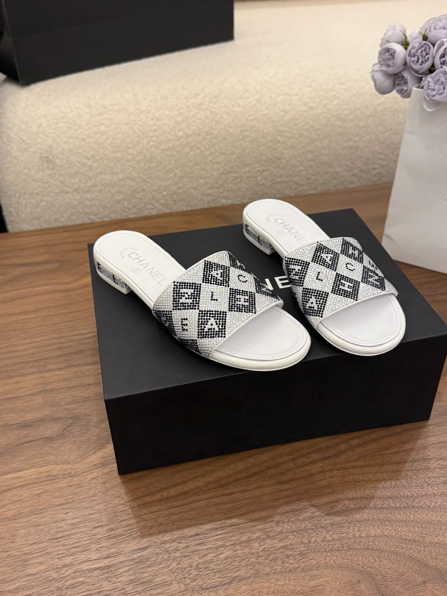 Сандалии Женские Chanel 11559168