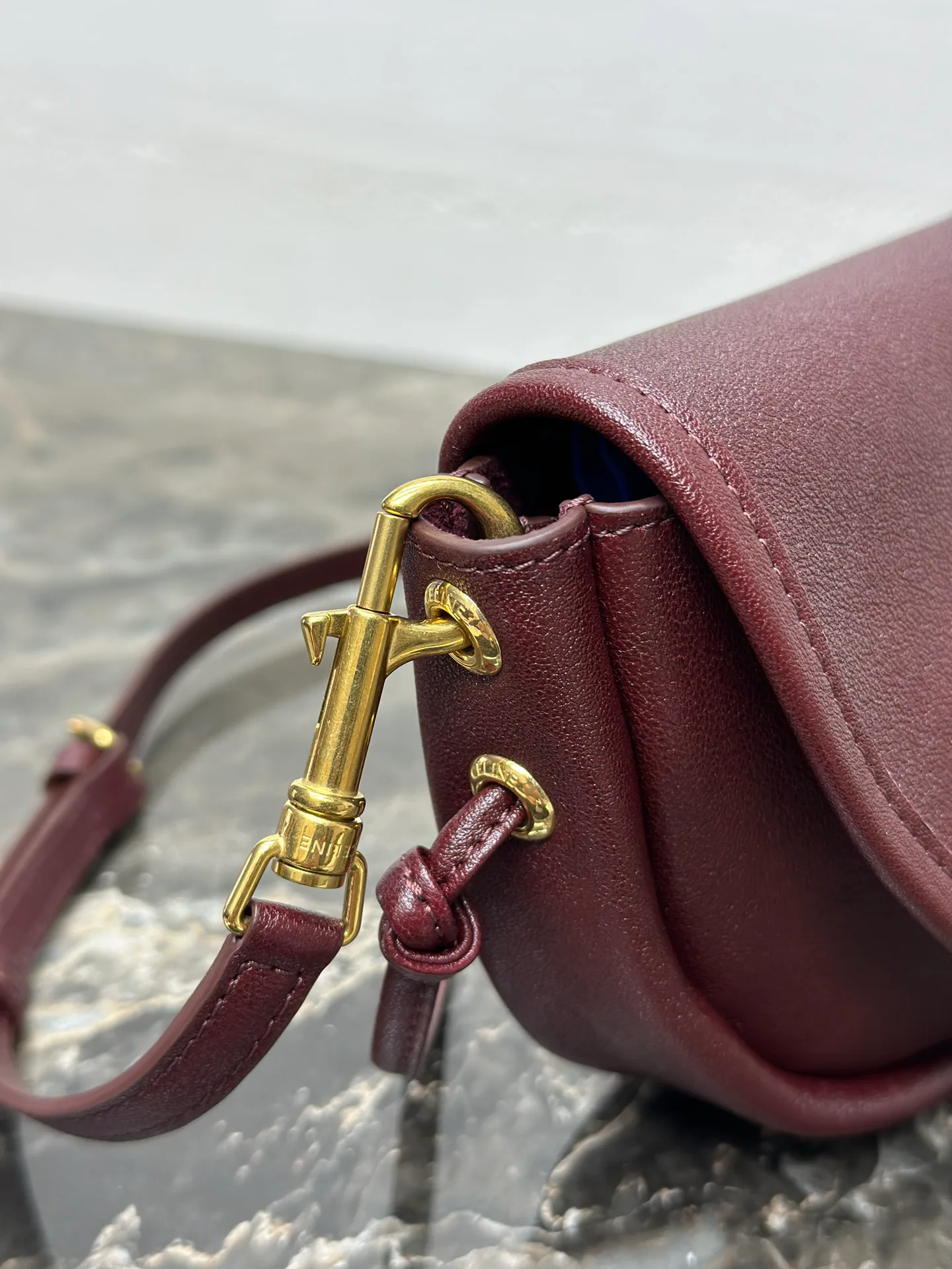 Классические Сумки Женские Celine 11883262