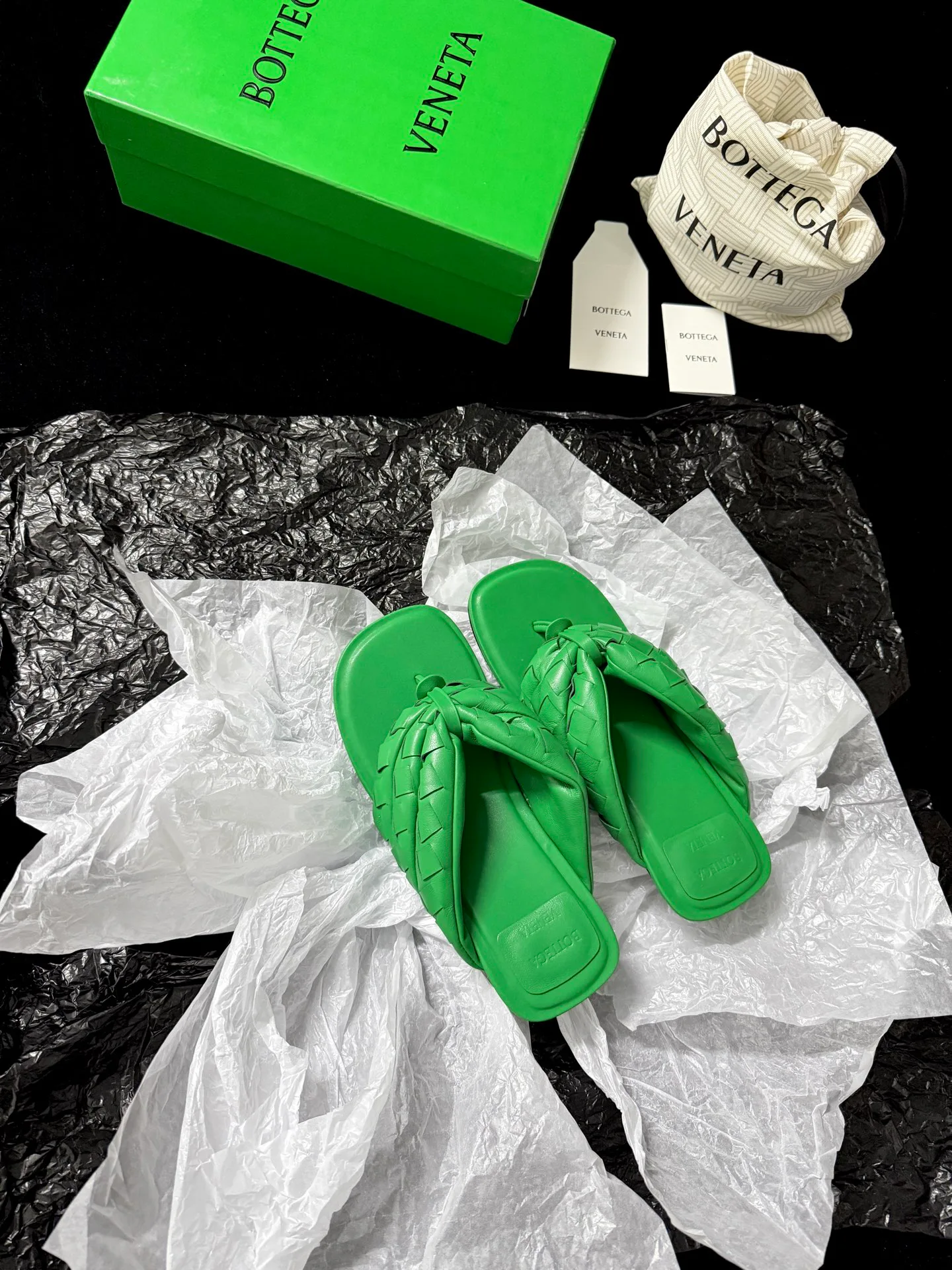 Шлепанцы Женские Bottega Veneta 17363953