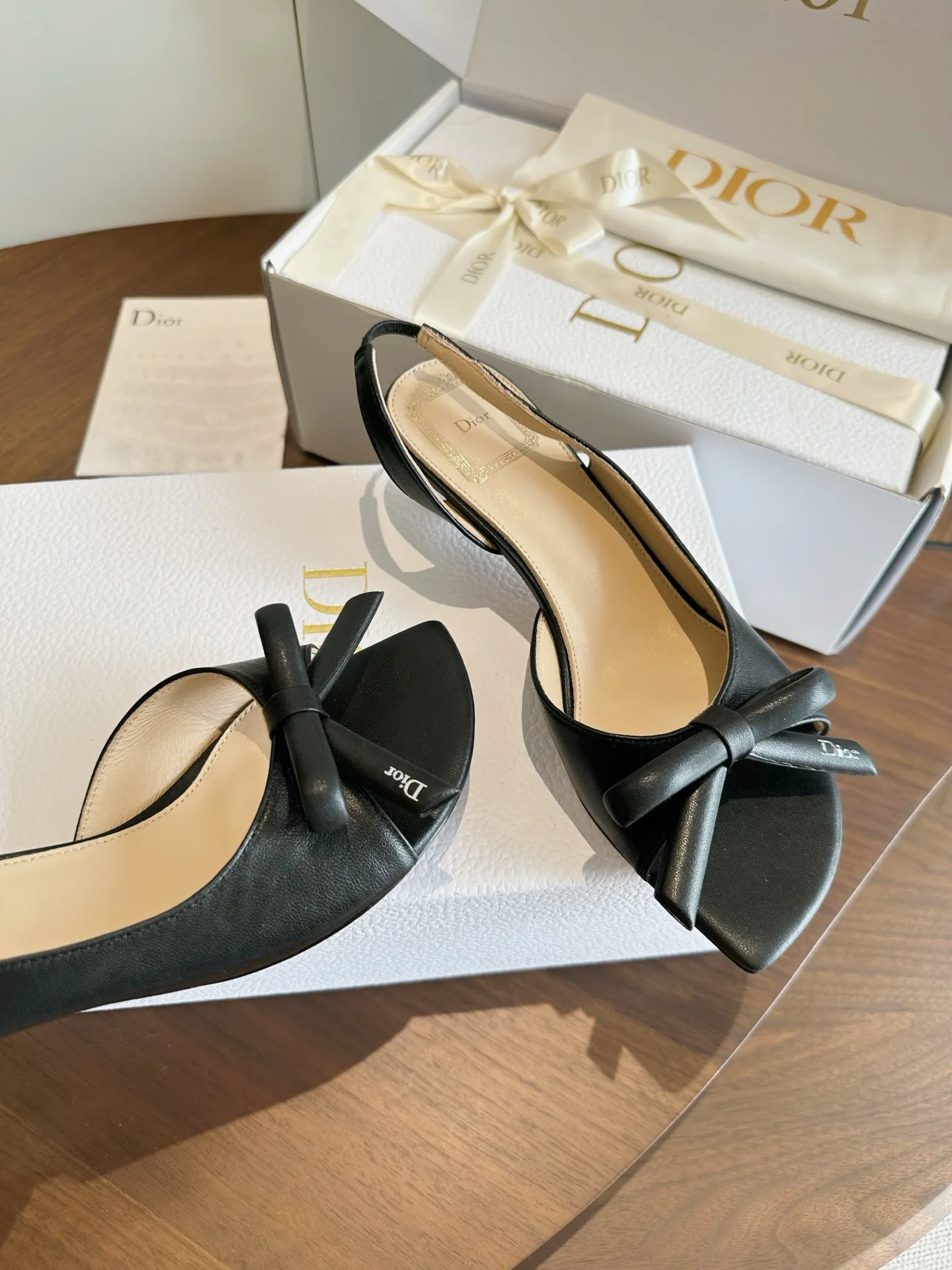 Босоножки Женские Christian Dior 18443986