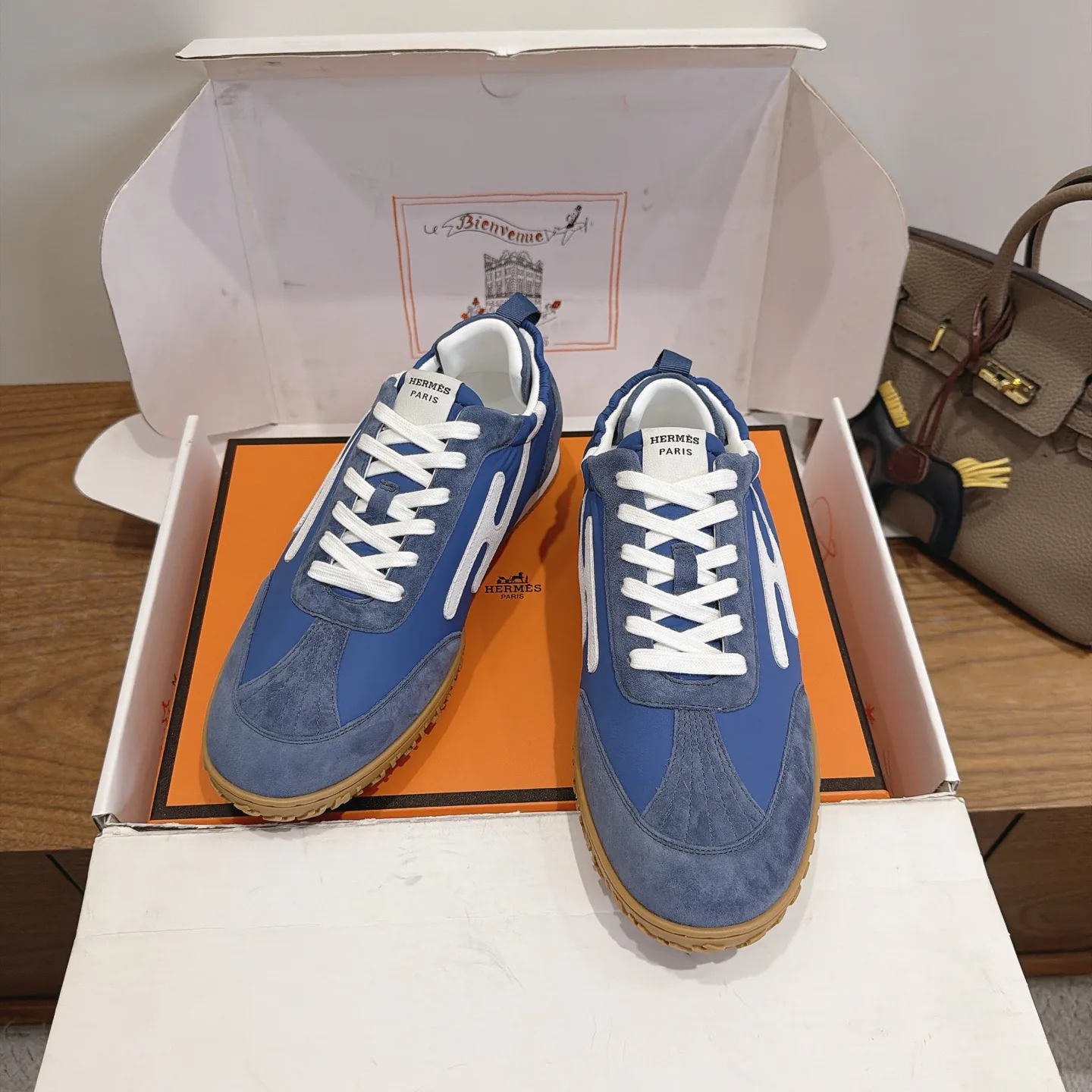 Кроссовки Женские Hermes 18230834