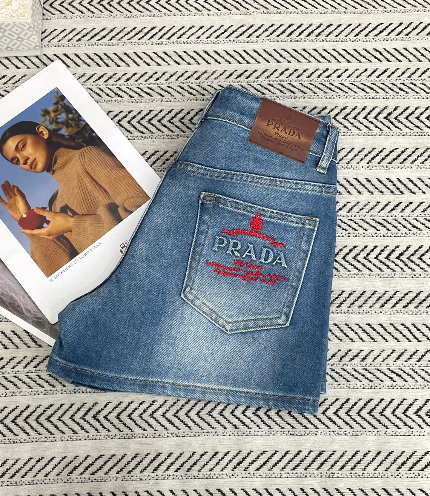 Шорты Женские Prada 11763862