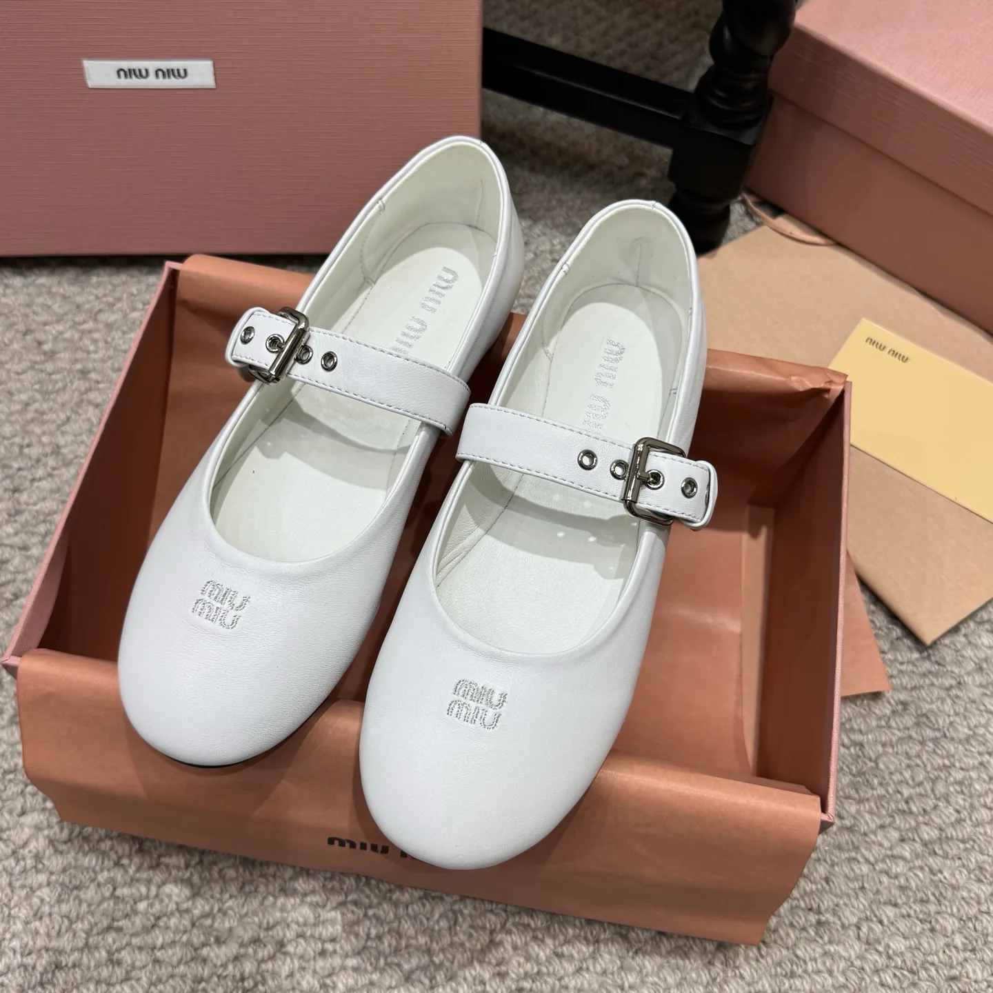 Туфли Женские Miu Miu 17844879