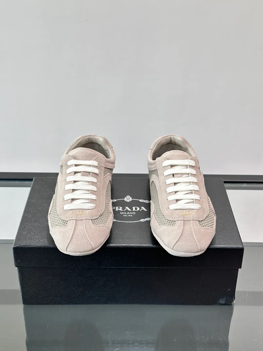 Кроссовки Мужские Prada 13445380