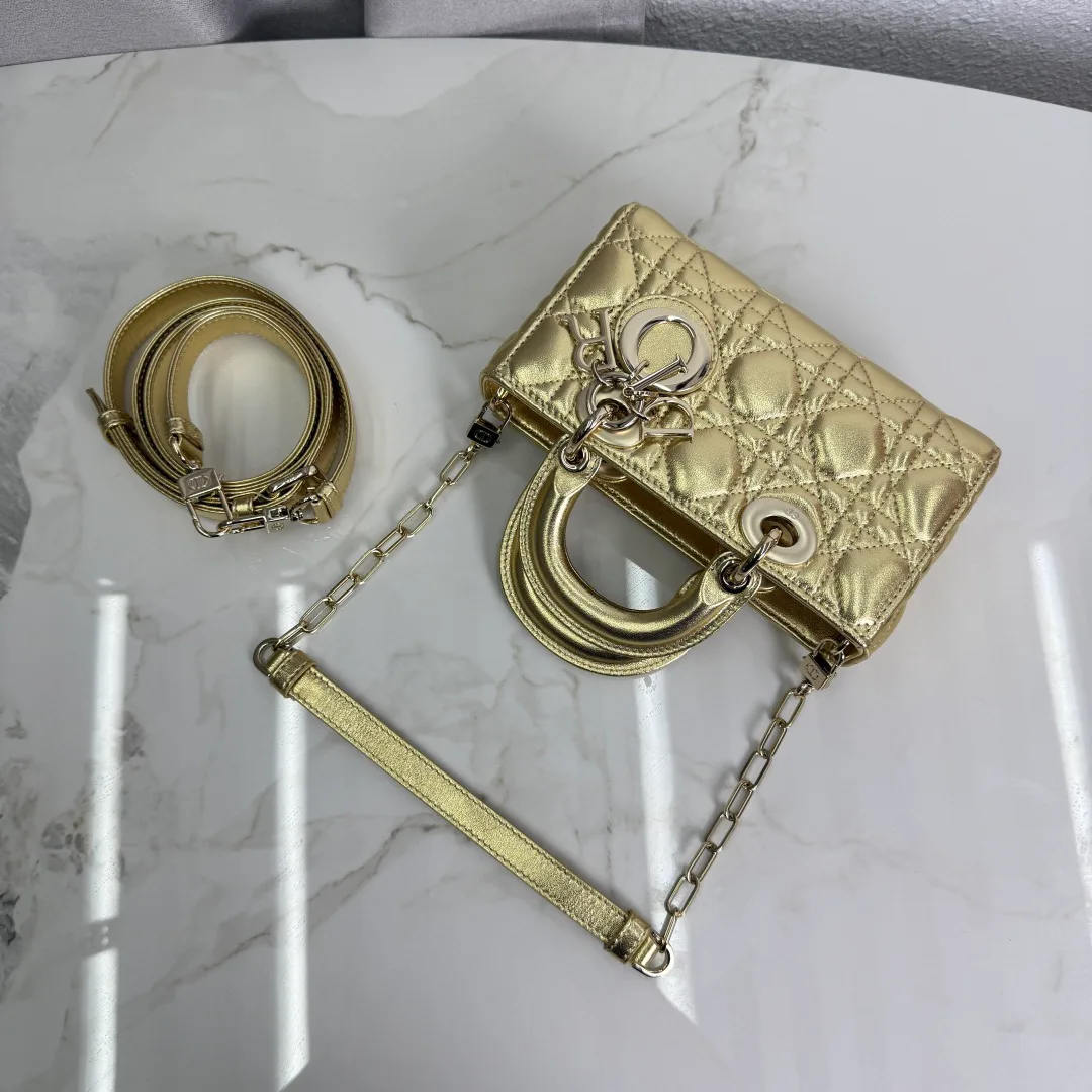 Классические Сумки Женские Christian Dior 18116442