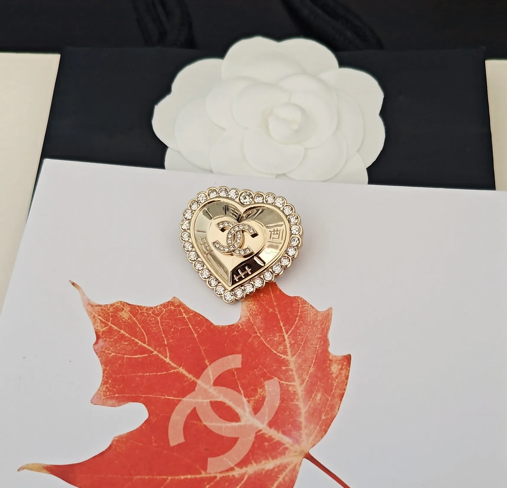 Бижутерия Chanel 273685