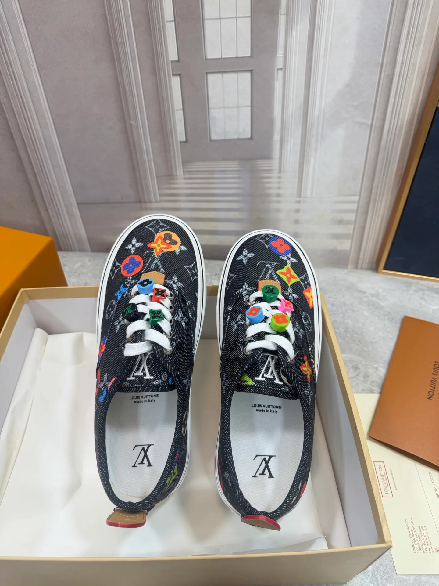 Кроссовки Мужские Louis Vuitton 18190068
