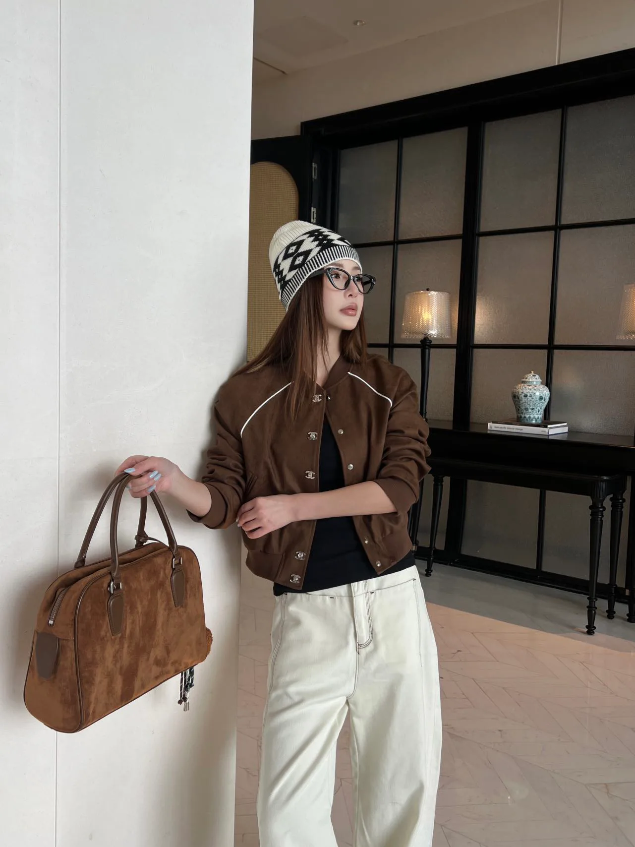 Куртки И Пуховики Женские Chanel 18324908
