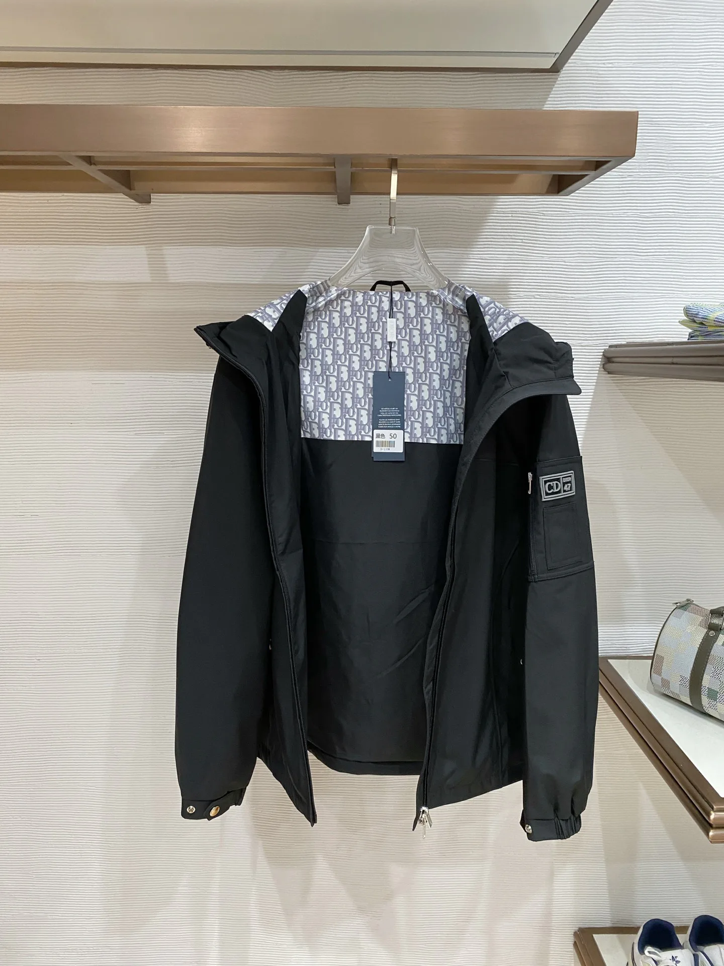 Куртки И Пуховики Мужские Christian Dior 11504092