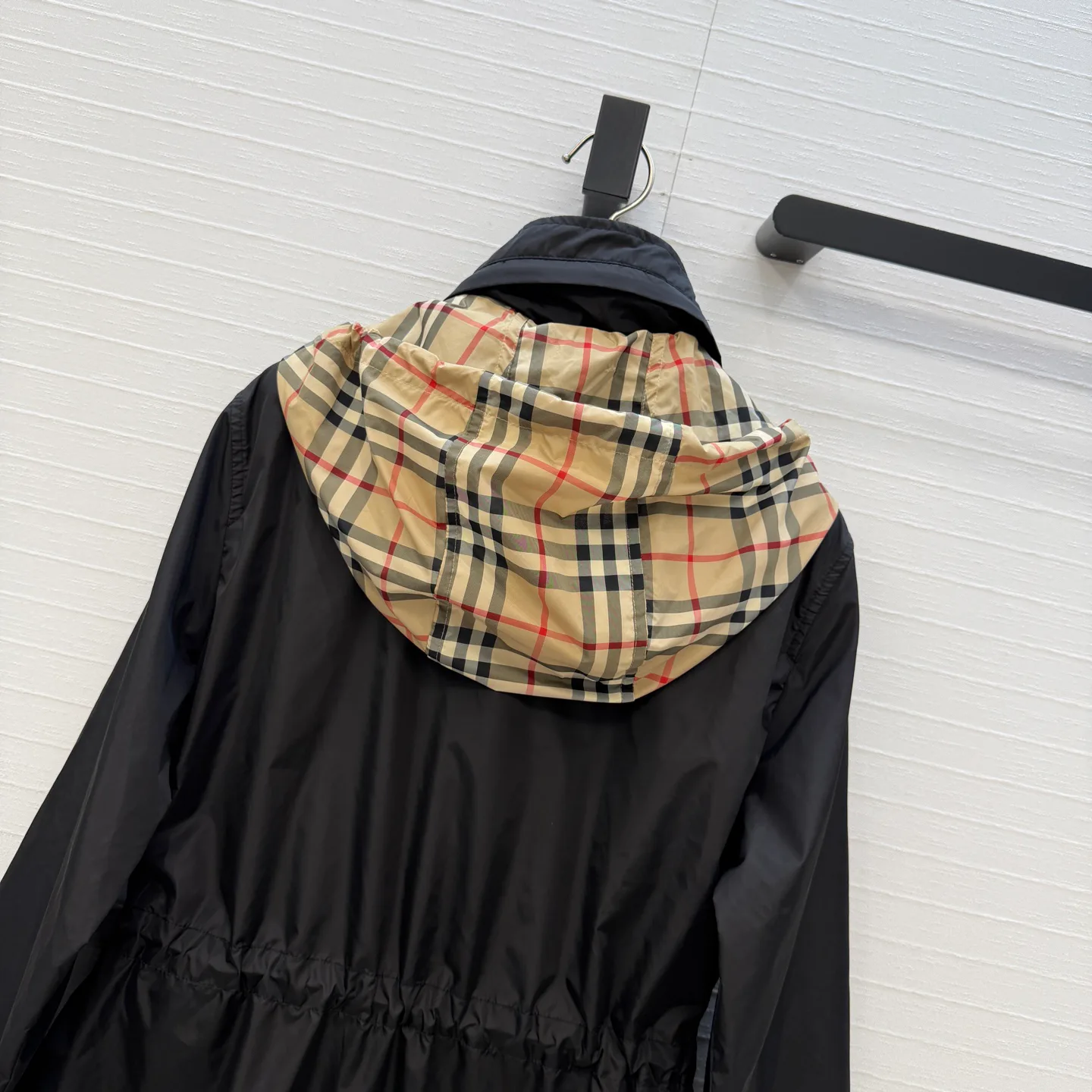Куртки И Пуховики Женские Burberry 14650759