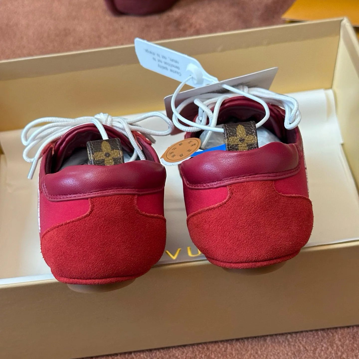 Кроссовки Женские Louis Vuitton 898826