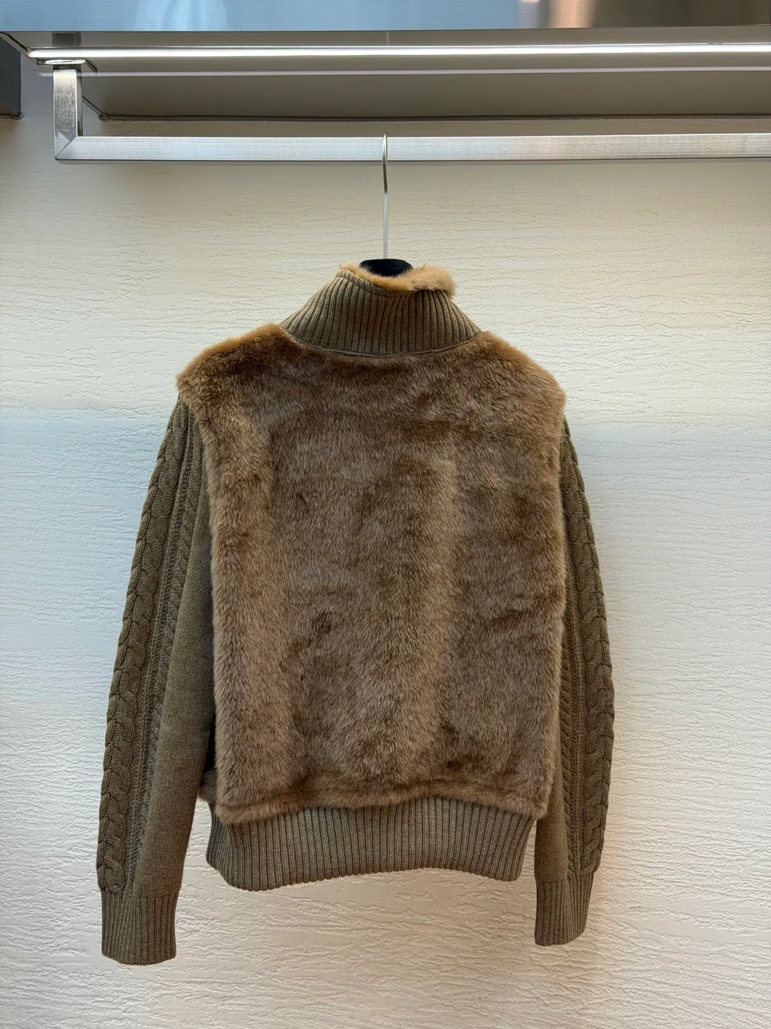 Кожаные Куртки И Дублёнки Женские Loro Piana 19038432