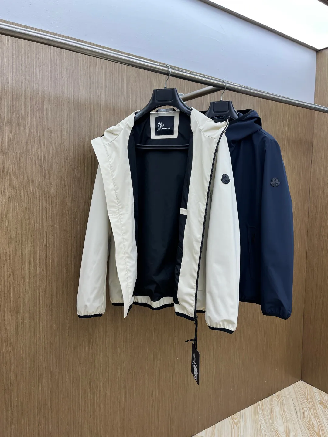 Куртки И Пуховики Мужские Moncler 17410561