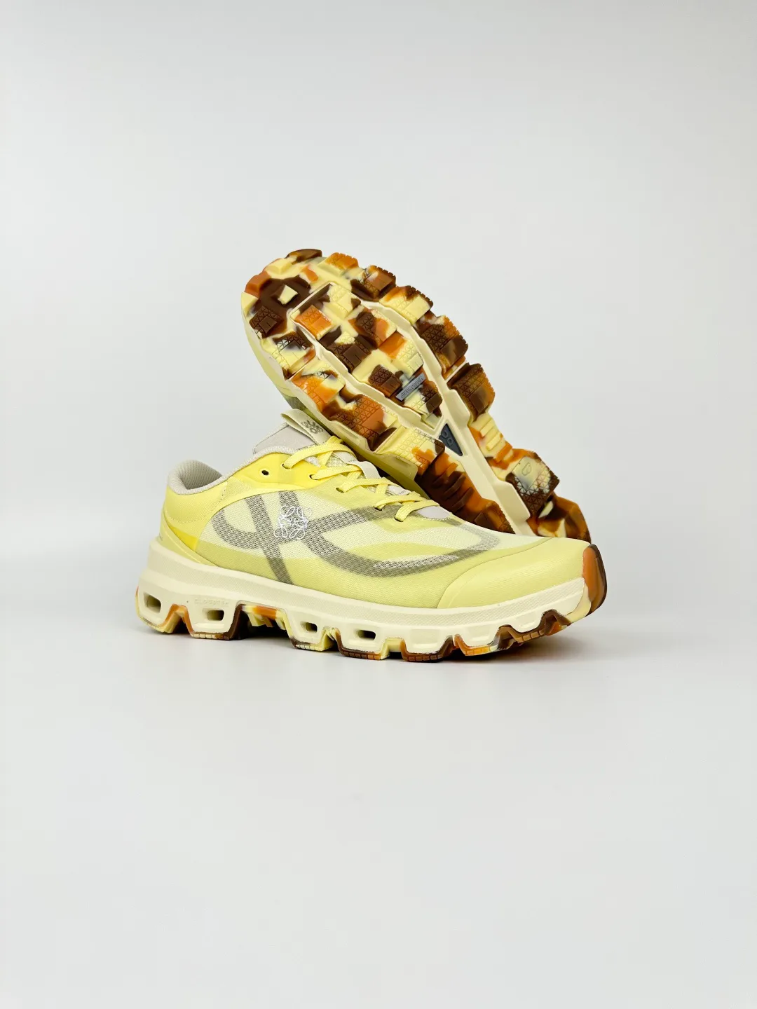 Кроссовки Женские Loewe 11228556