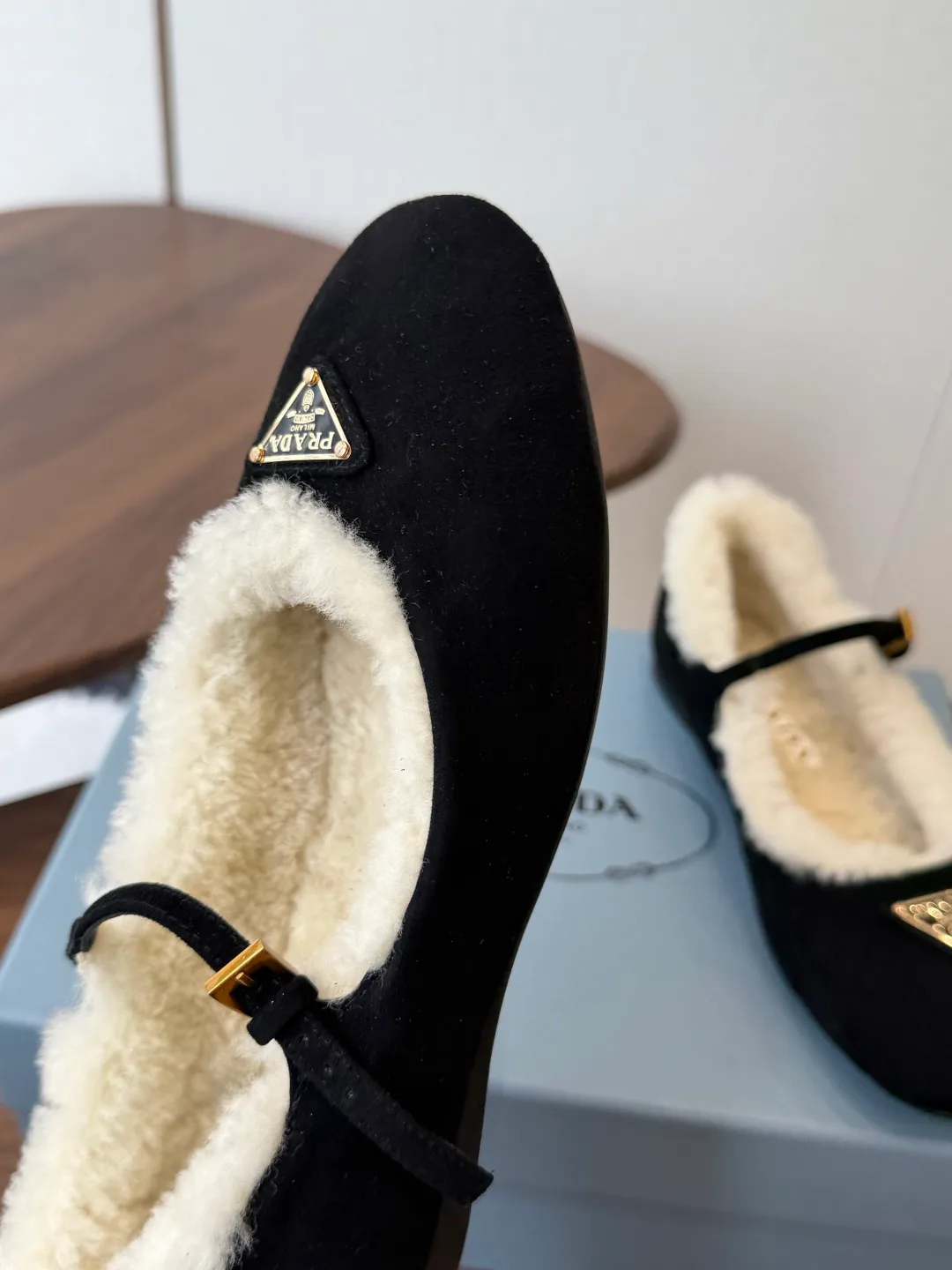 Туфли Женские Prada 18833595