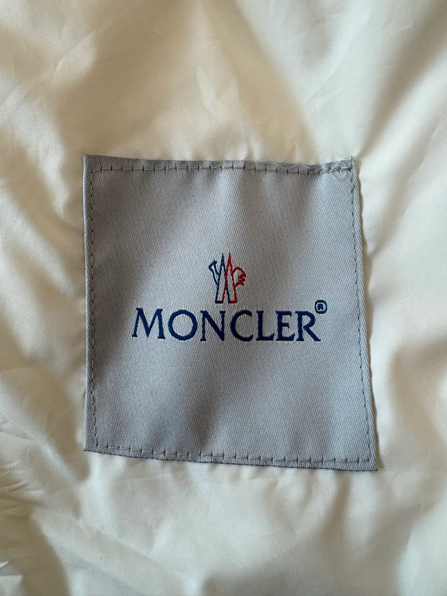 Куртки И Пуховики Женские Moncler 18869516
