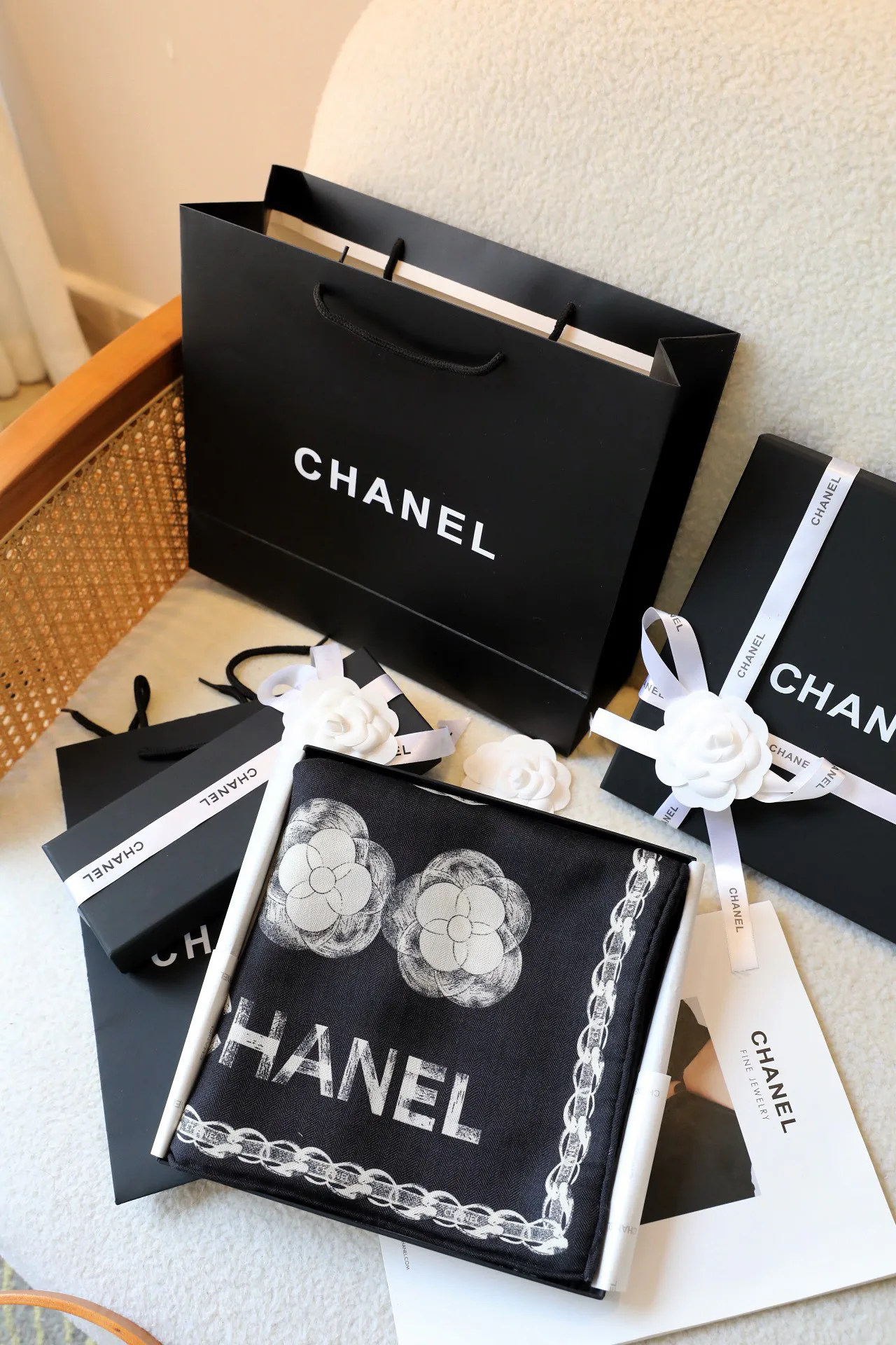 Шарфы Chanel 11631791