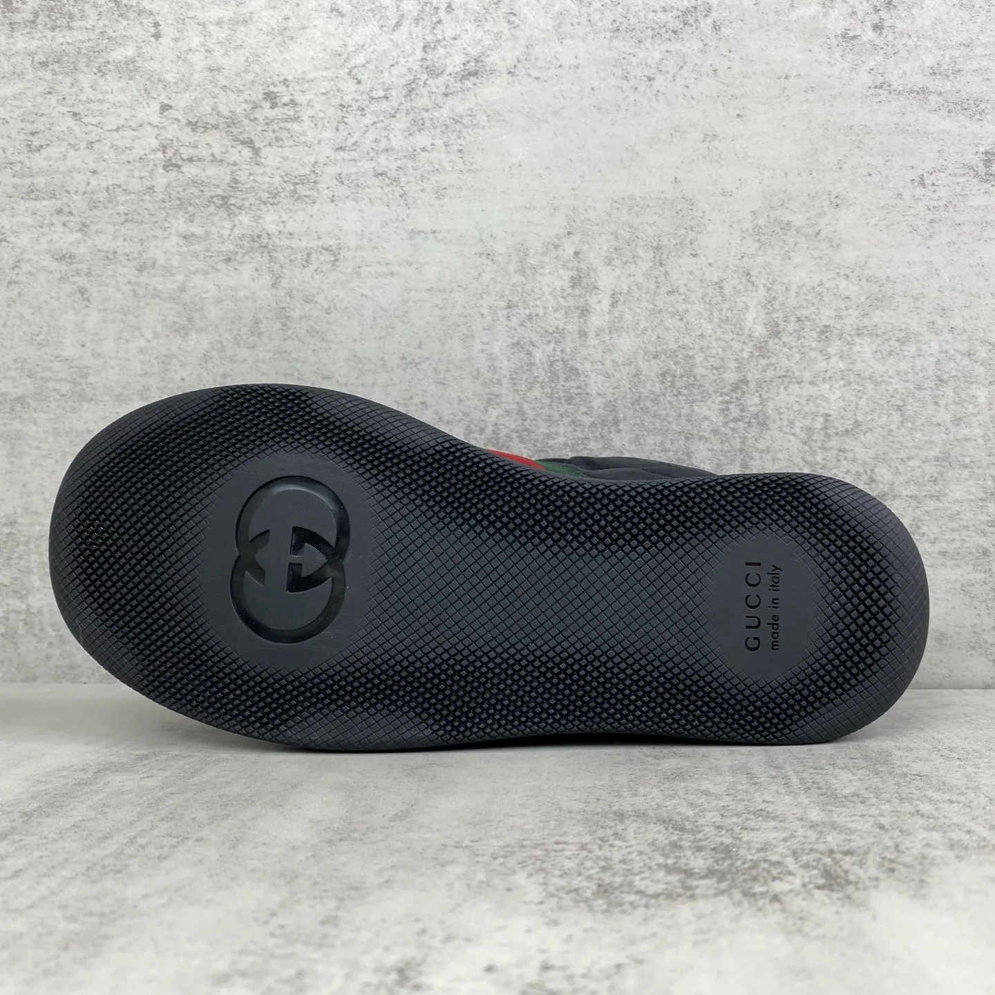 Кроссовки Женские Gucci 18283183