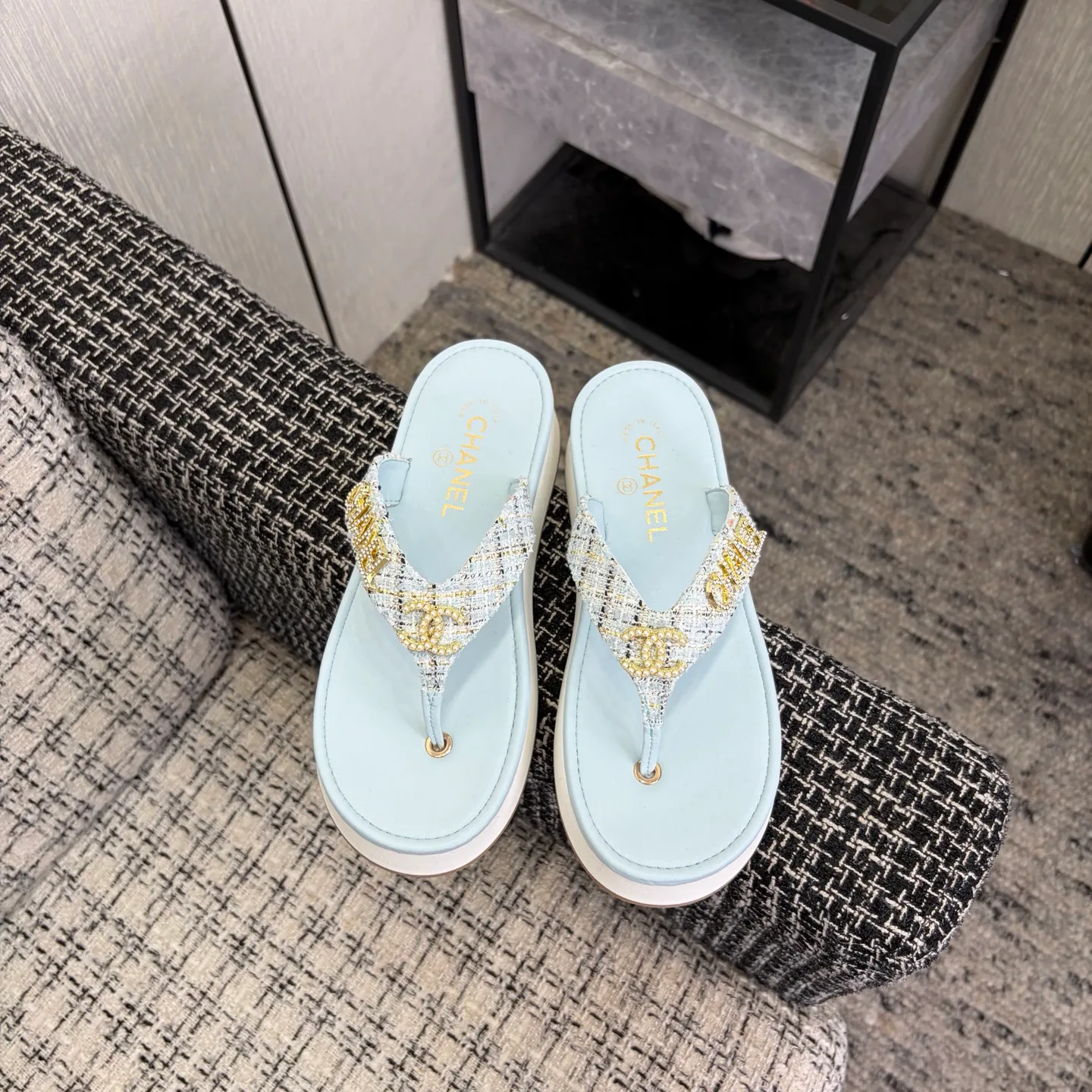 Шлепанцы Женские Chanel 13581879