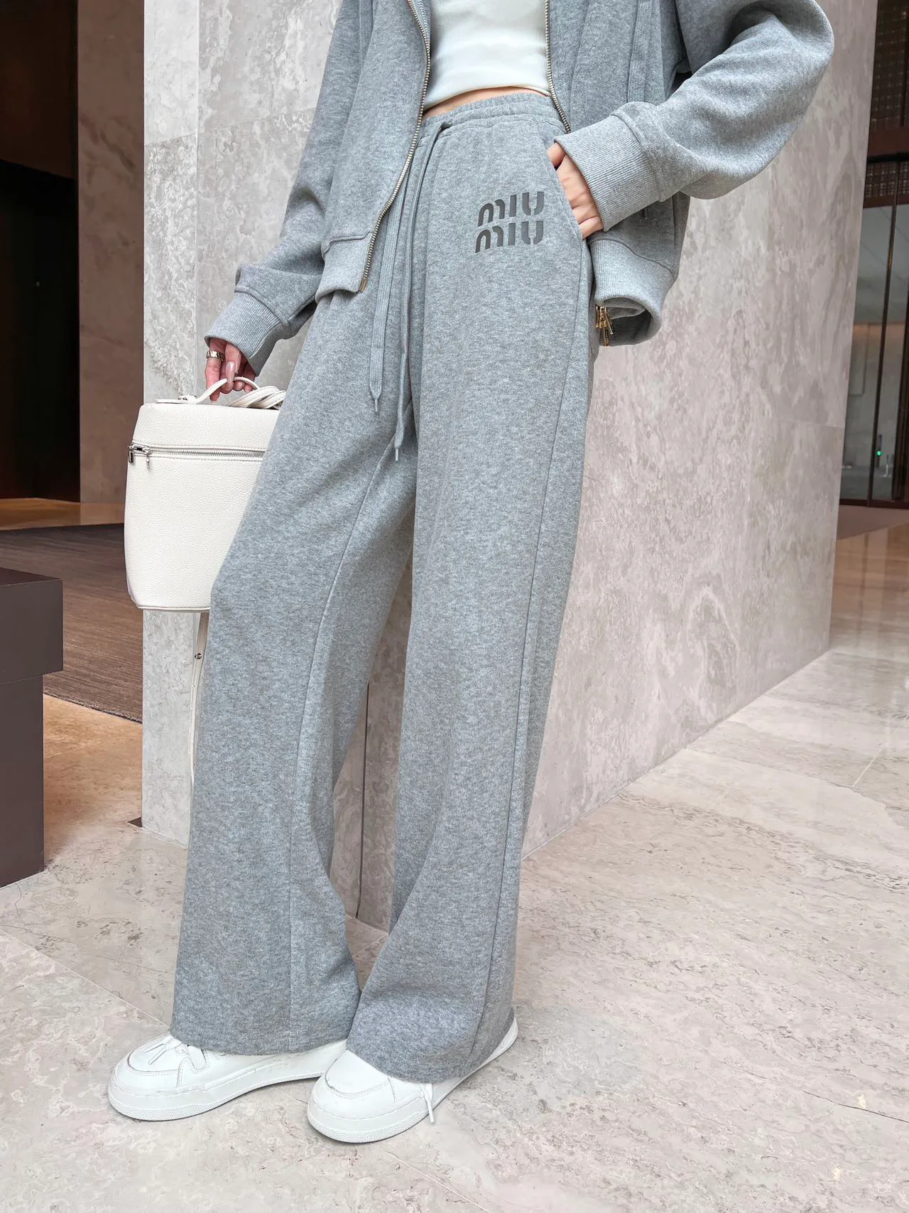 Спортивные Костюмы Женские Miu Miu 7229