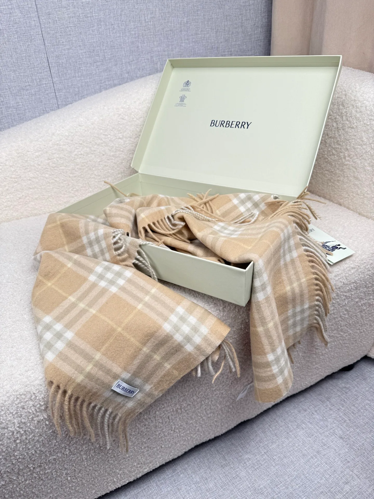 Шарфы Burberry 778472