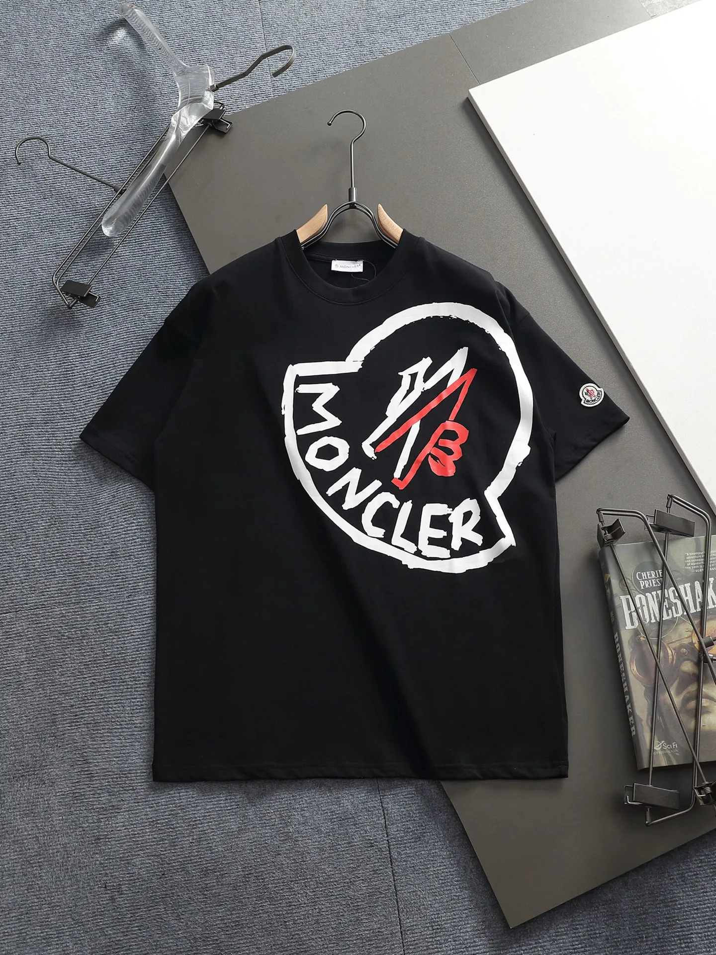 Футболки Женские Moncler 1617516