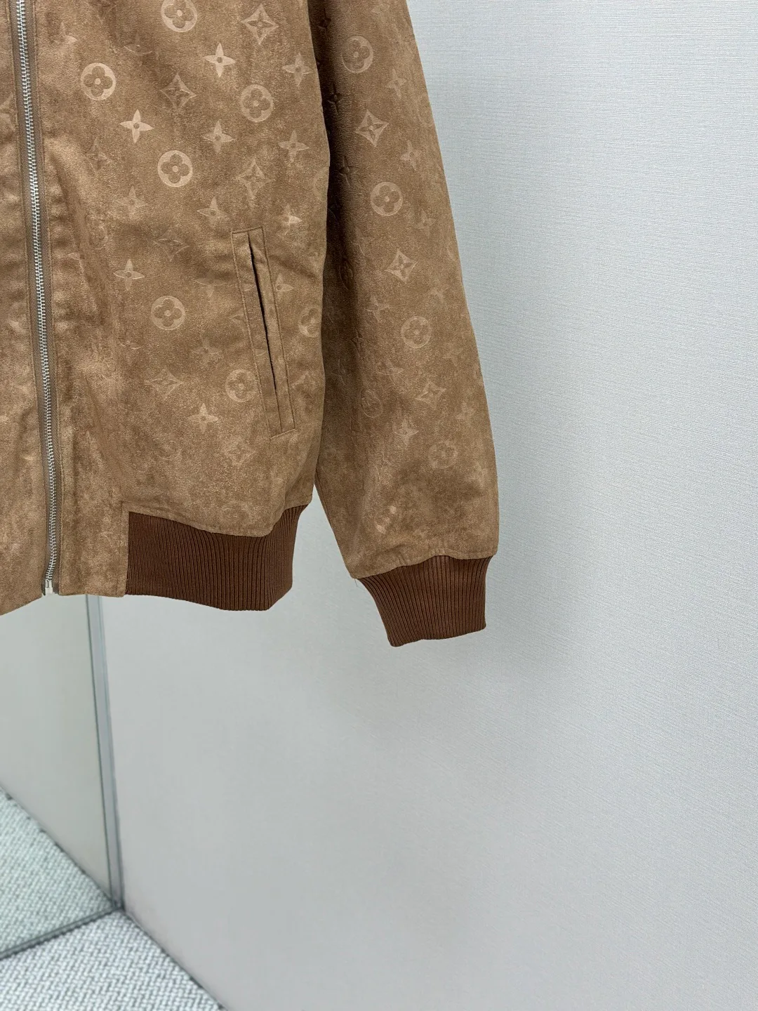 Куртки И Пуховики Мужские Louis Vuitton 178977