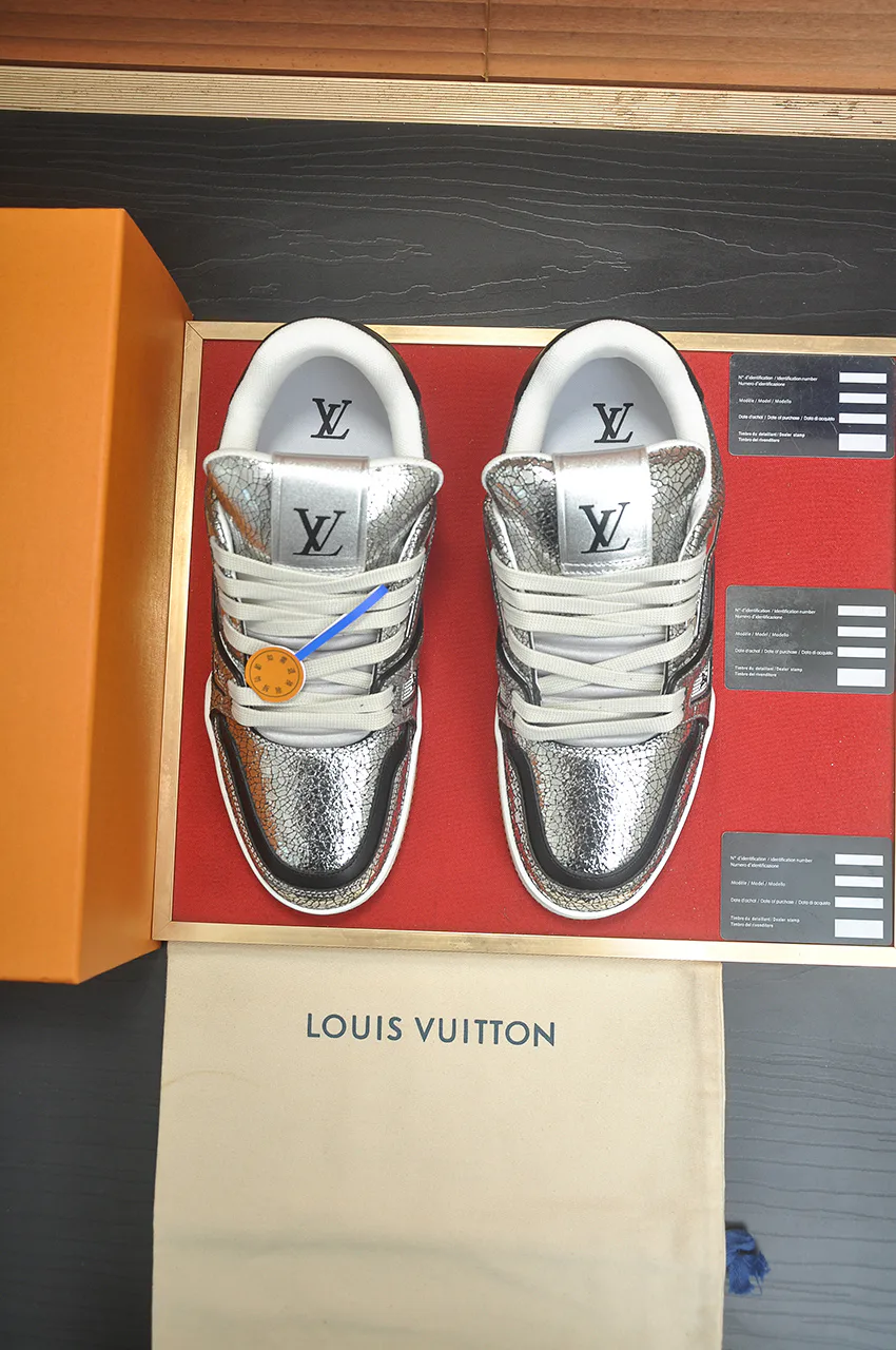 Кроссовки Женские Louis Vuitton 9848137