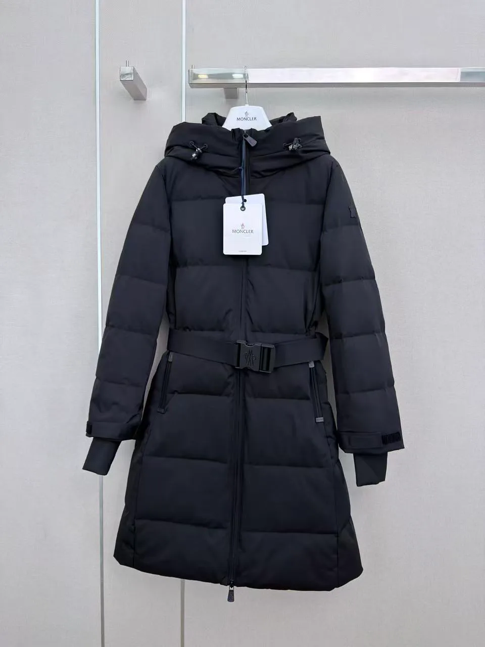 Куртки И Пуховики Женские Moncler 18402391